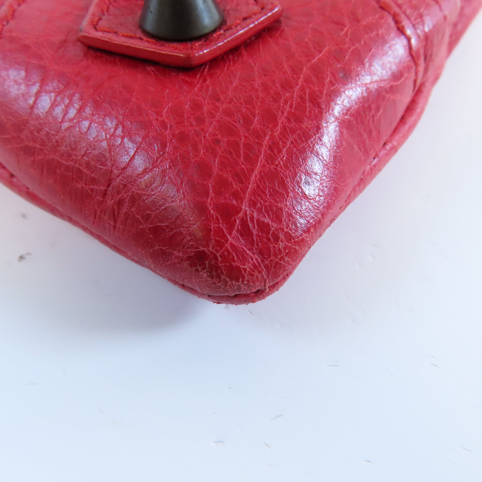 BALENCIAGA 【激減優惠】牛皮皮革Pouch金扣手拿包紅色