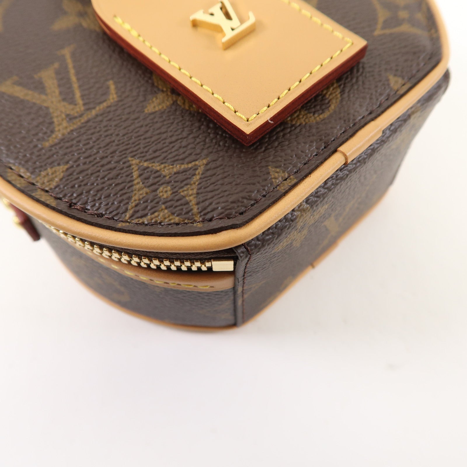 LOUIS VUITTON 【激減優惠】Monogram Mini Boite Chapeau金扣肩背袋啡色