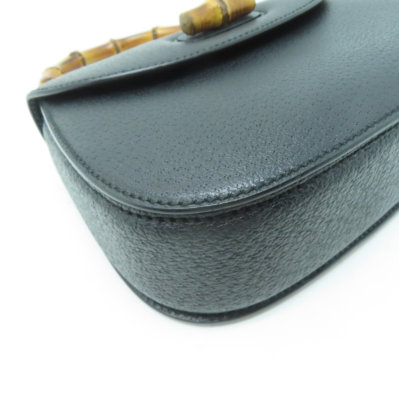 GUCCI 牛皮皮革Vintage Bamboo Bag金扣手挽肩背兩用袋黑色
