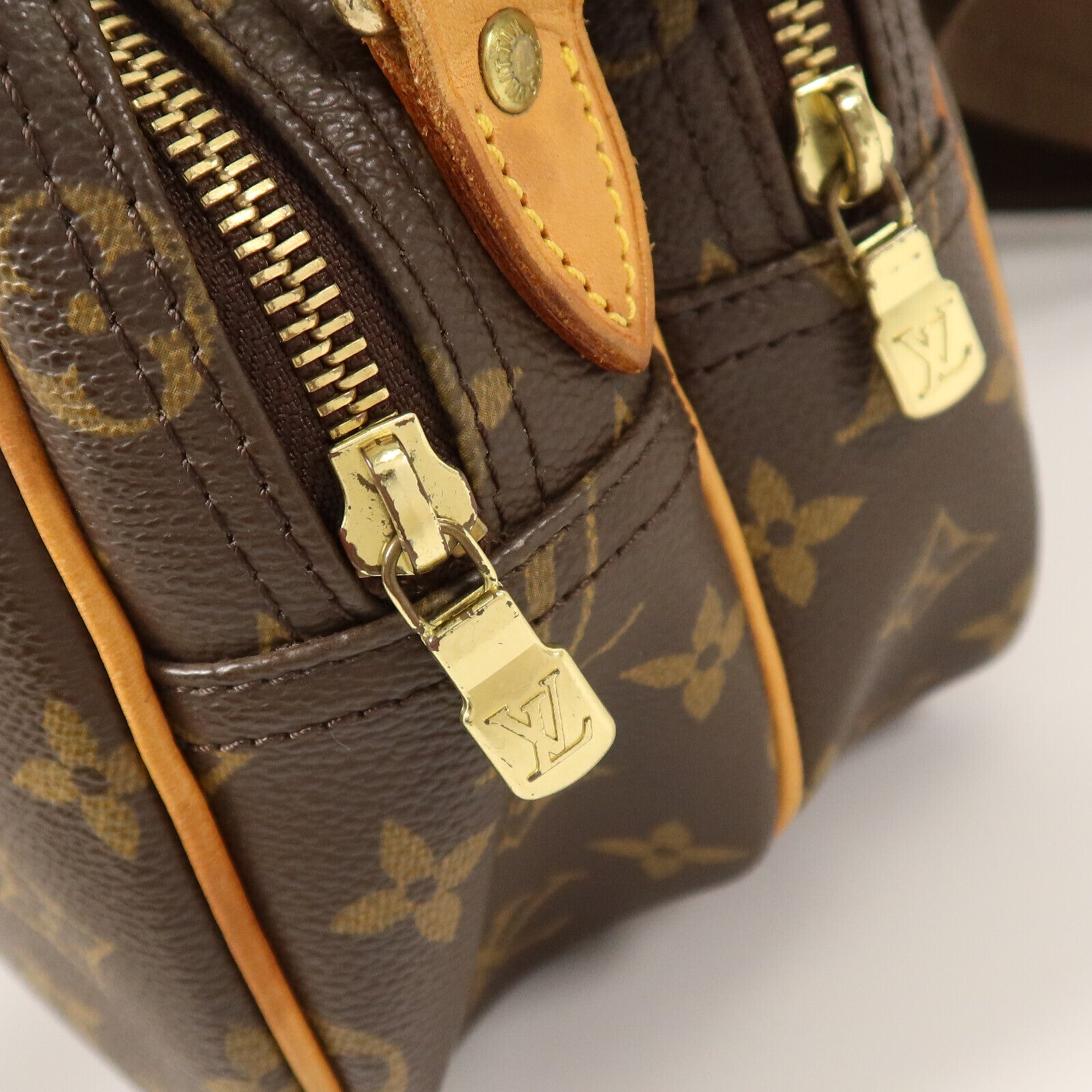 LOUIS VUITTON Monogram Reporter PM金扣肩背袋