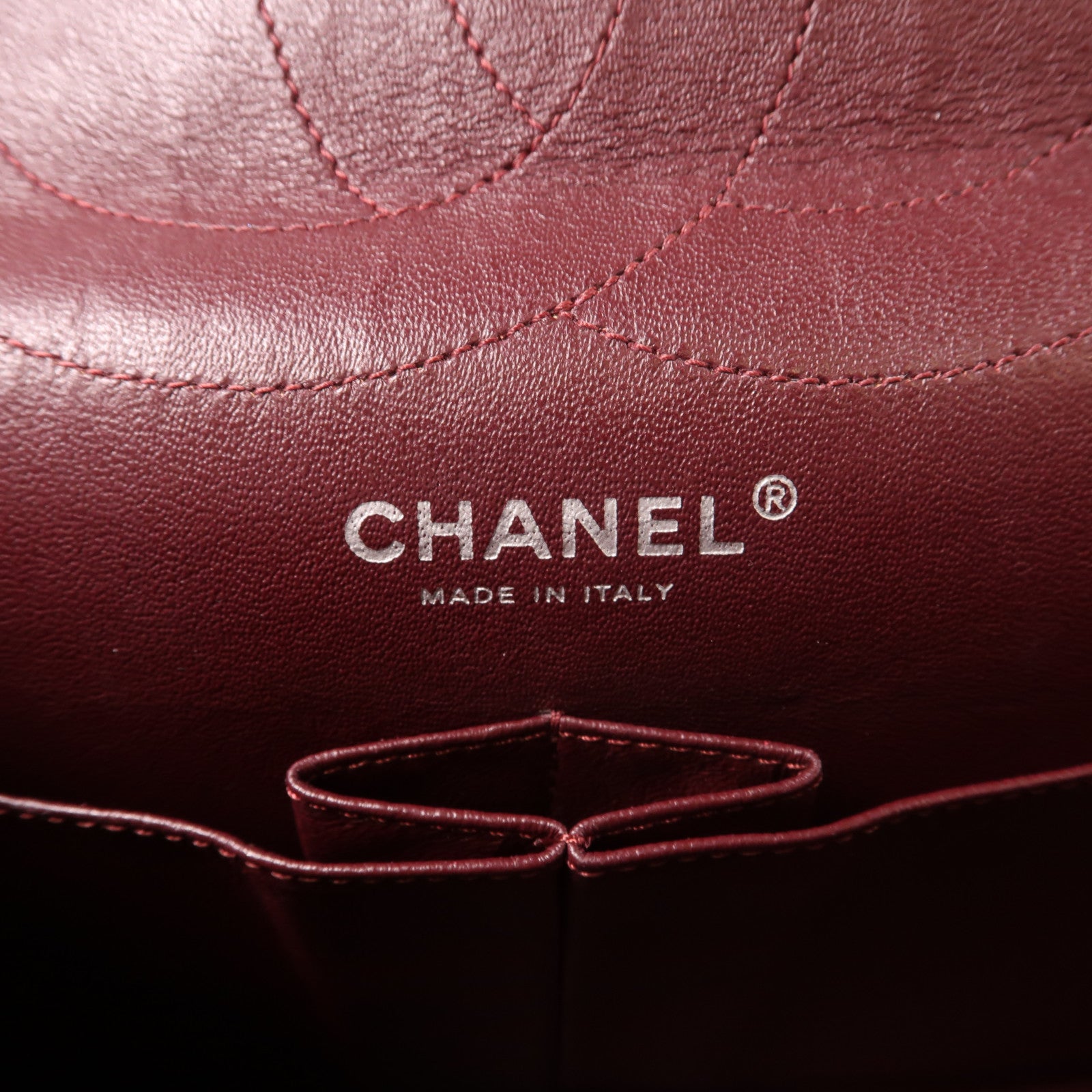 CHANEL 皮革Maxi Classic銀扣鏈帶肩背袋金屬灰色