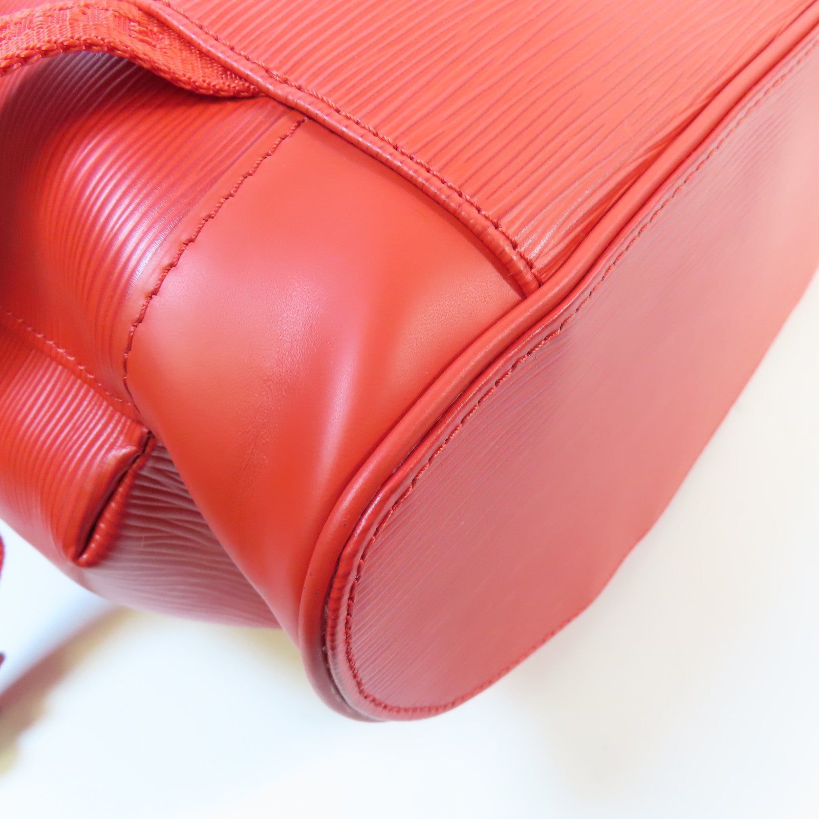 LOUIS VUITTON 【激減優惠】Epi Supreme Christopher Backpack銀扣背包