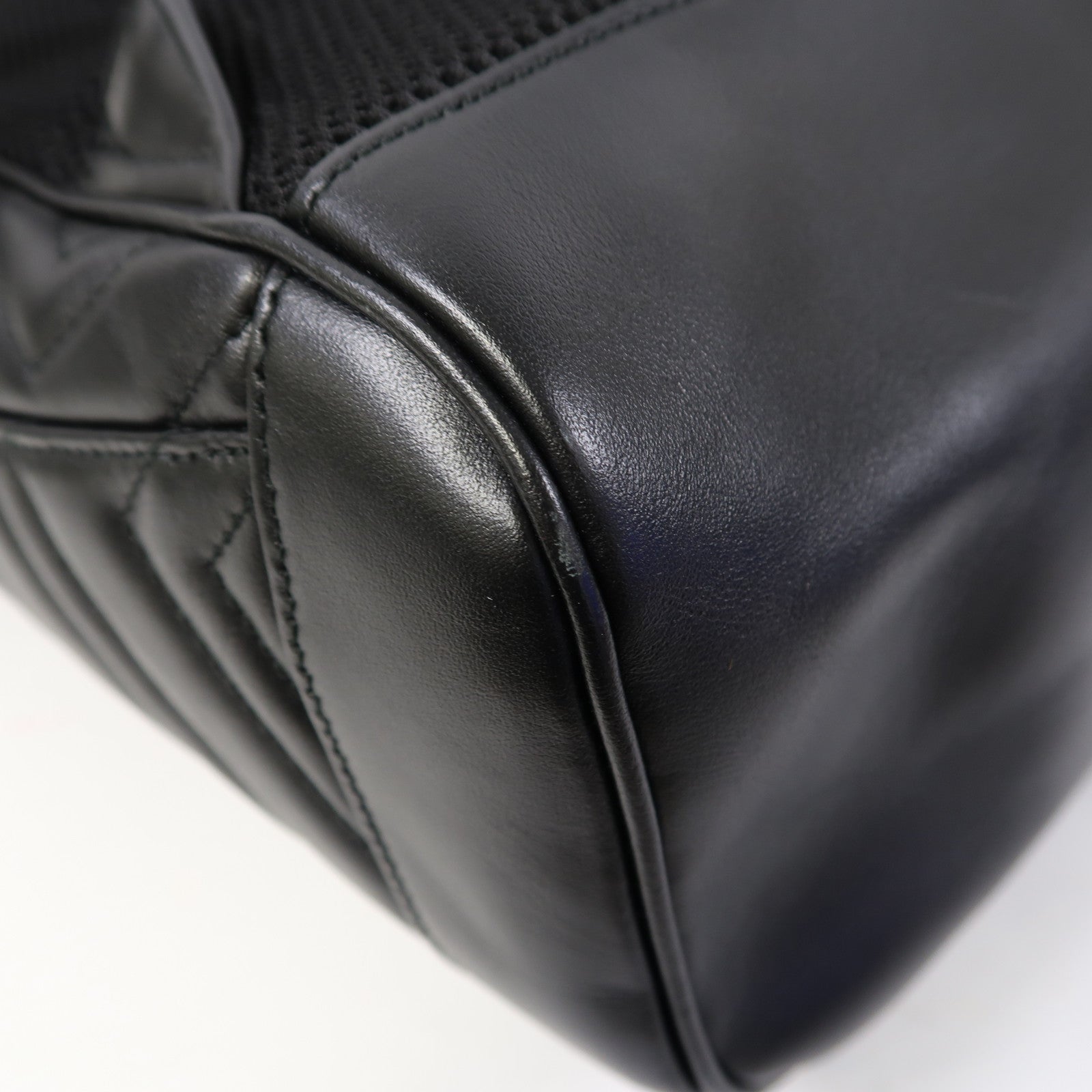 GUCCI 皮革Rucksack金扣背包黑色