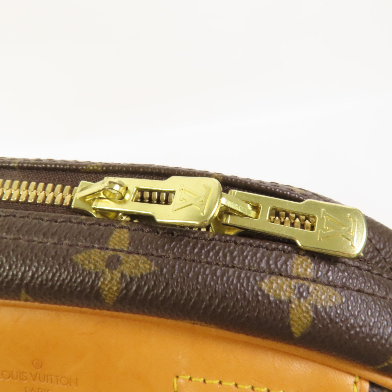 LOUIS VUITTON Monogram Trouville金扣手挽袋