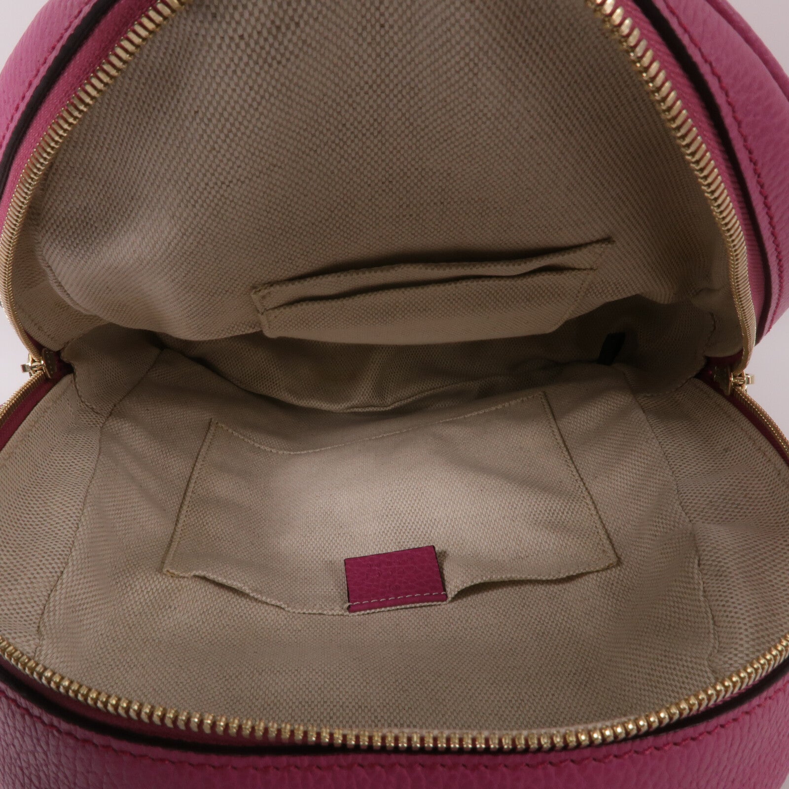 GUCCI 牛皮皮革Backpack背包