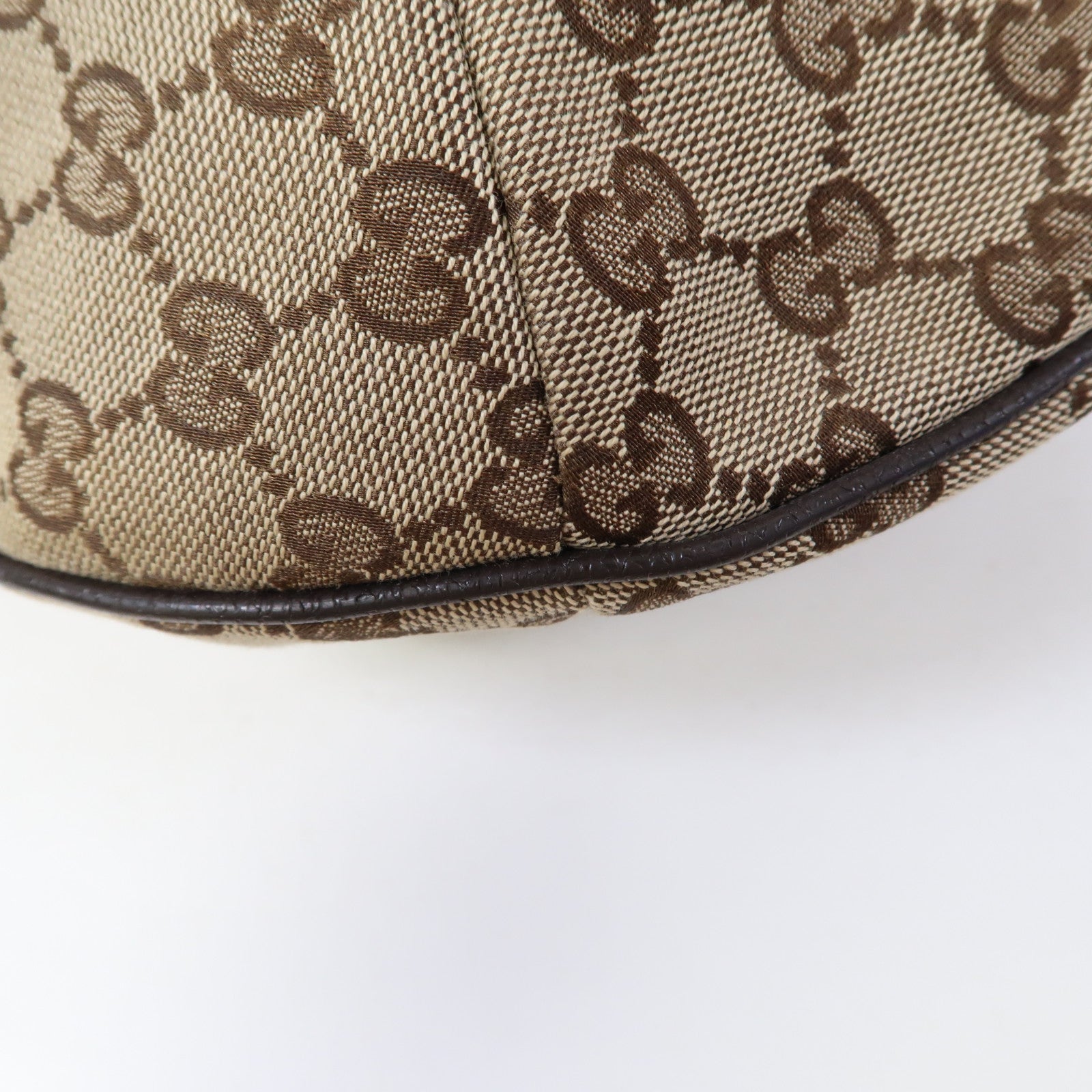 GUCCI 帆布Shoulder Bag銀扣肩背袋啡色