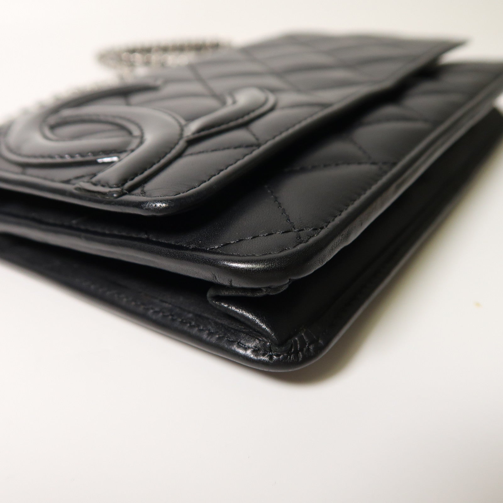 CHANEL 菱格牛皮皮革Cambon Wallet On Chain銀扣鏈帶肩背袋黑色