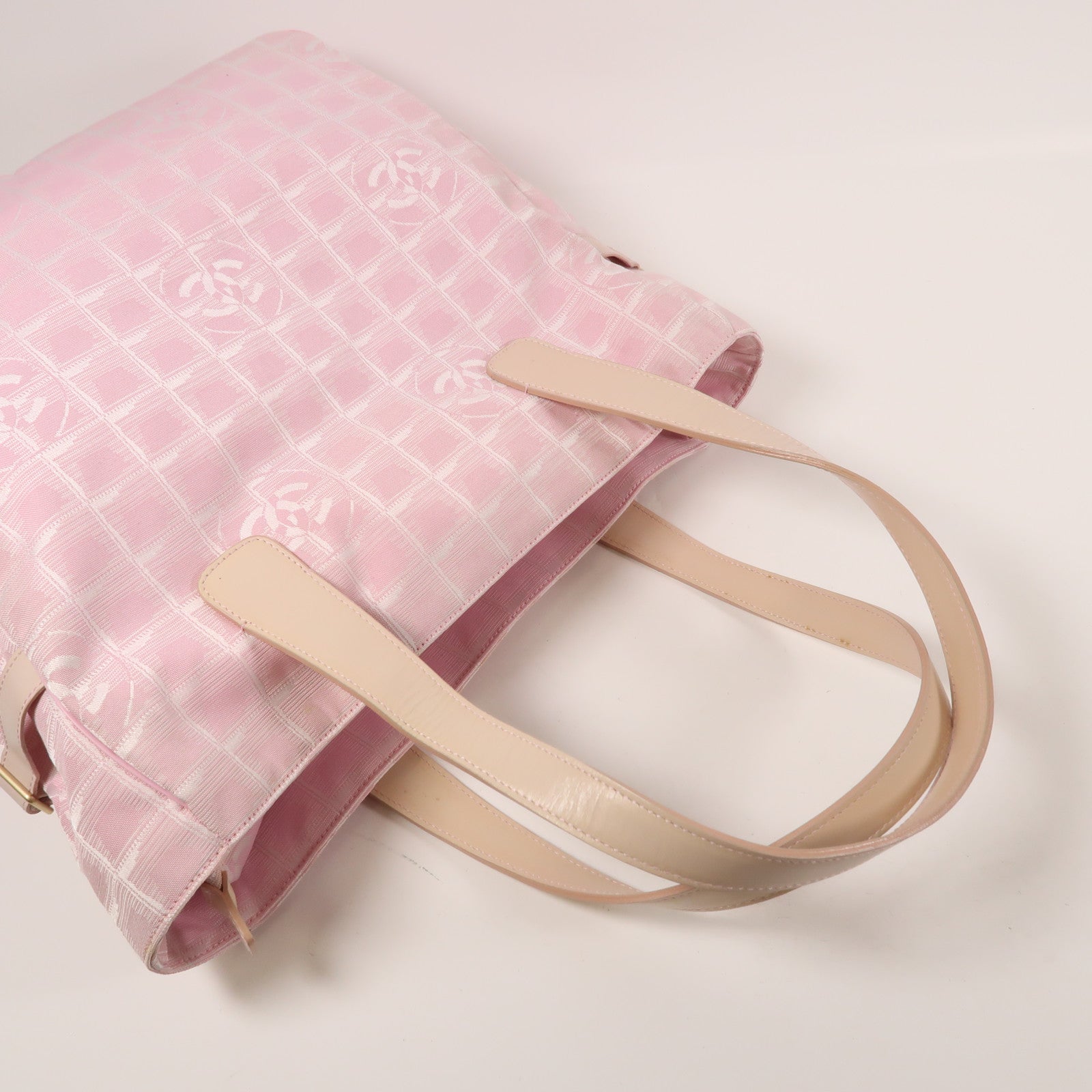 CHANEL 【激減優惠】尼龍New Travel Line Tote金扣手挽袋/肩背袋