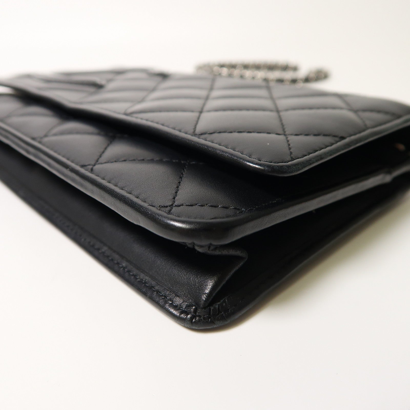 CHANEL 菱格牛皮皮革Cambon Wallet On Chain銀扣鏈帶肩背袋黑色