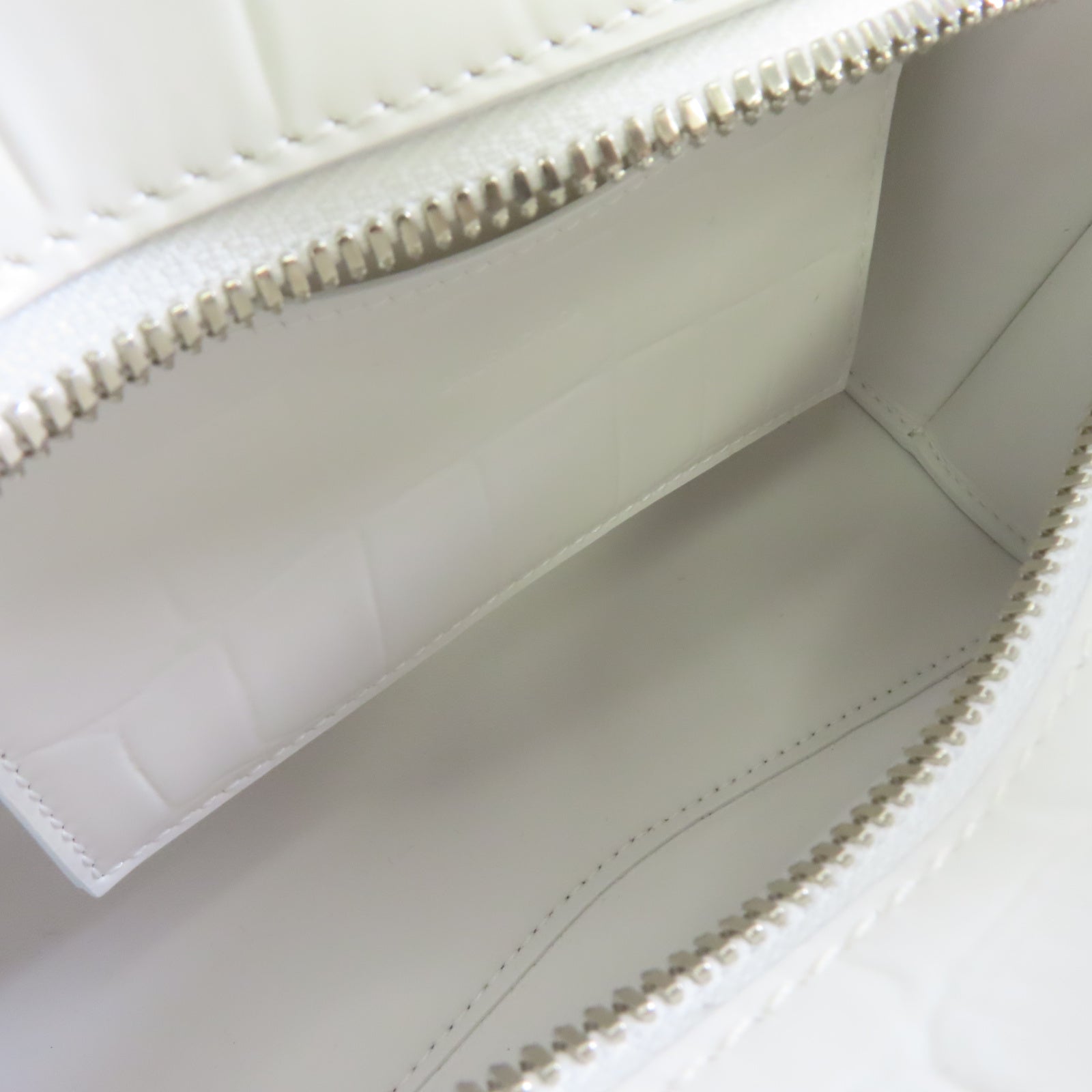BALENCIAGA 牛皮皮革Neoclassical Mini銀扣手挽肩背兩用袋白色