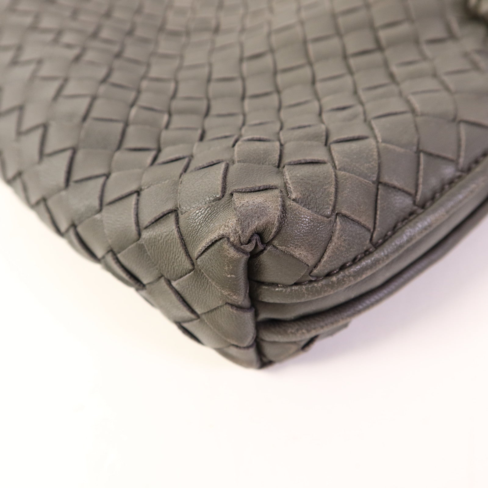 BOTTEGA VENETA 羊皮皮革Shoulder Bag銀扣肩背袋