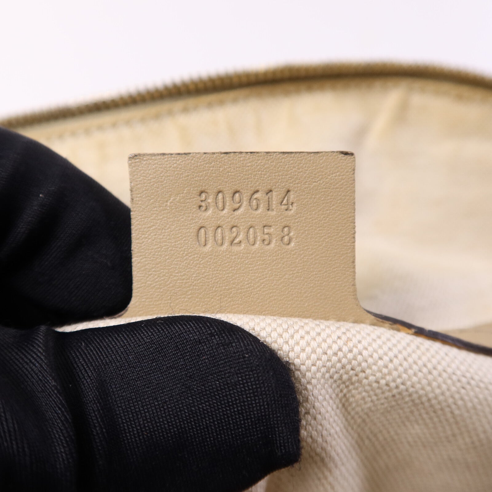 GUCCI 塗層帆布Shoulder Bag金扣肩背袋