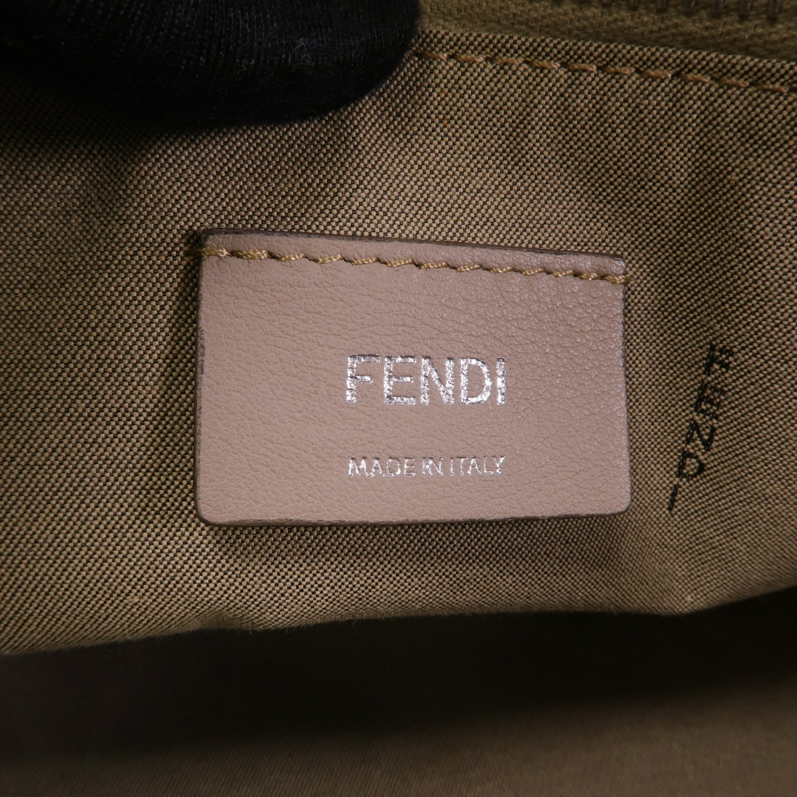 FENDI 牛皮皮革By The Way銀扣手挽肩背兩用袋