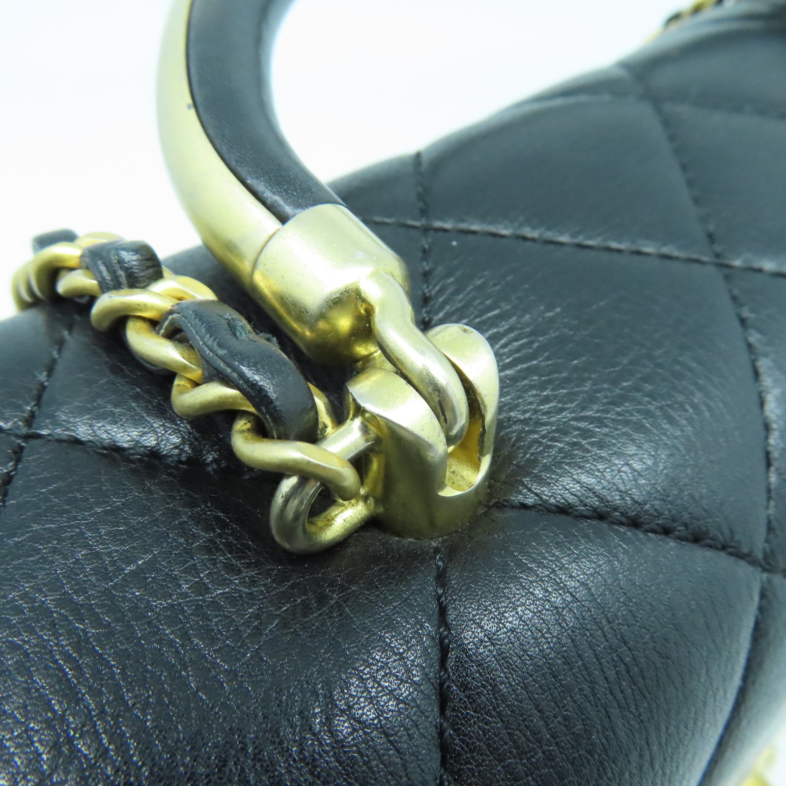 CHANEL rhombic cowhide leather Chain Shoulder Bag gold buckle chain shoulder bag black