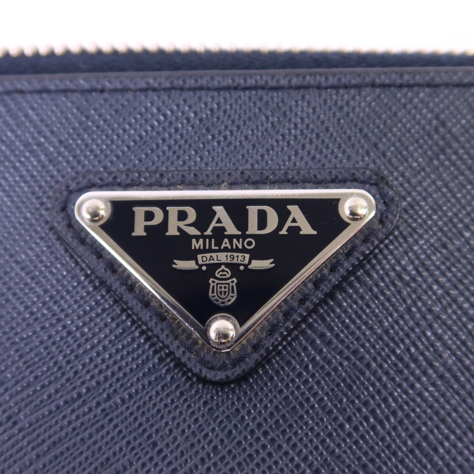 PRADA Saffiano皮革Pouch銀扣小袋