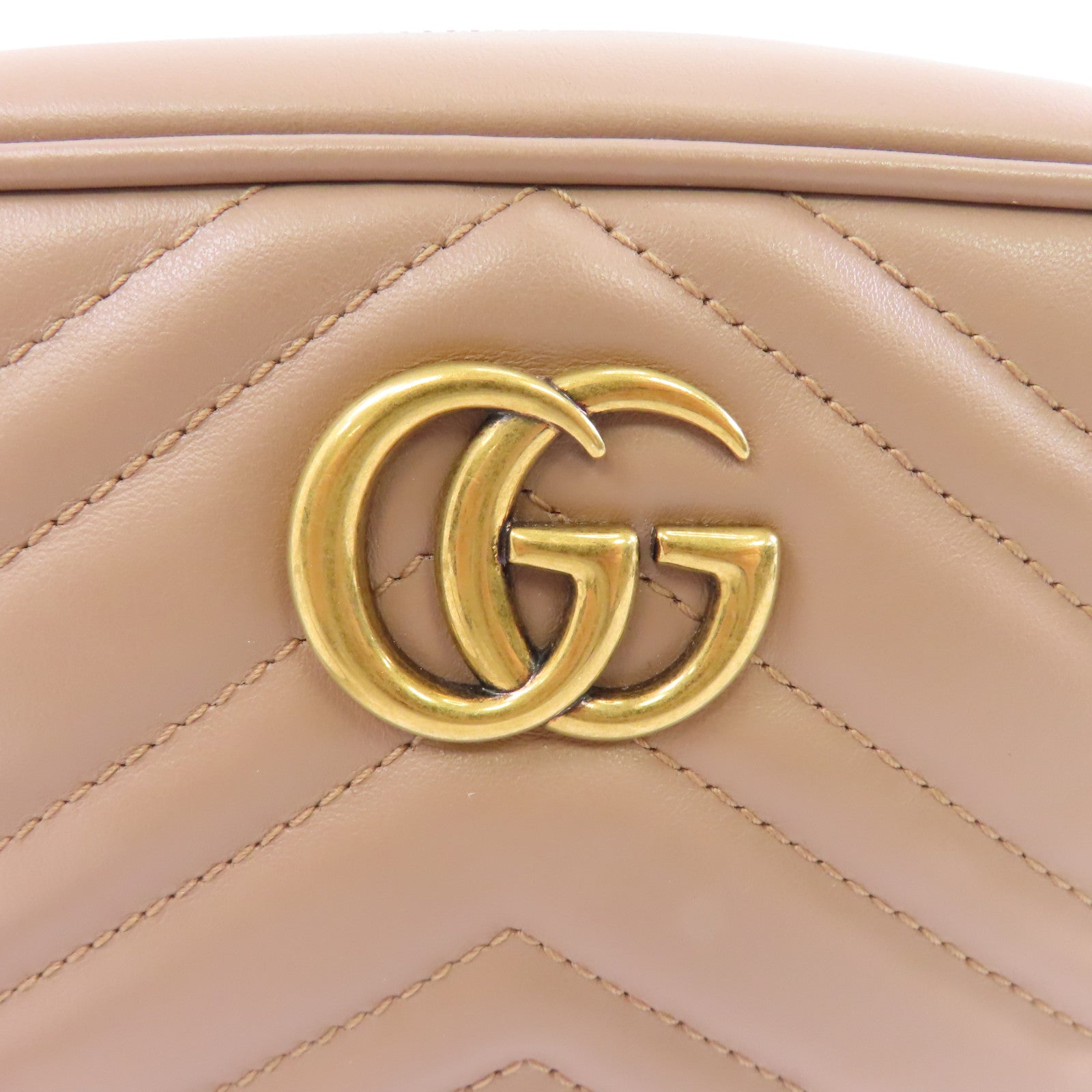 GUCCI 牛皮皮革GG Marmont金扣肩背袋杏色