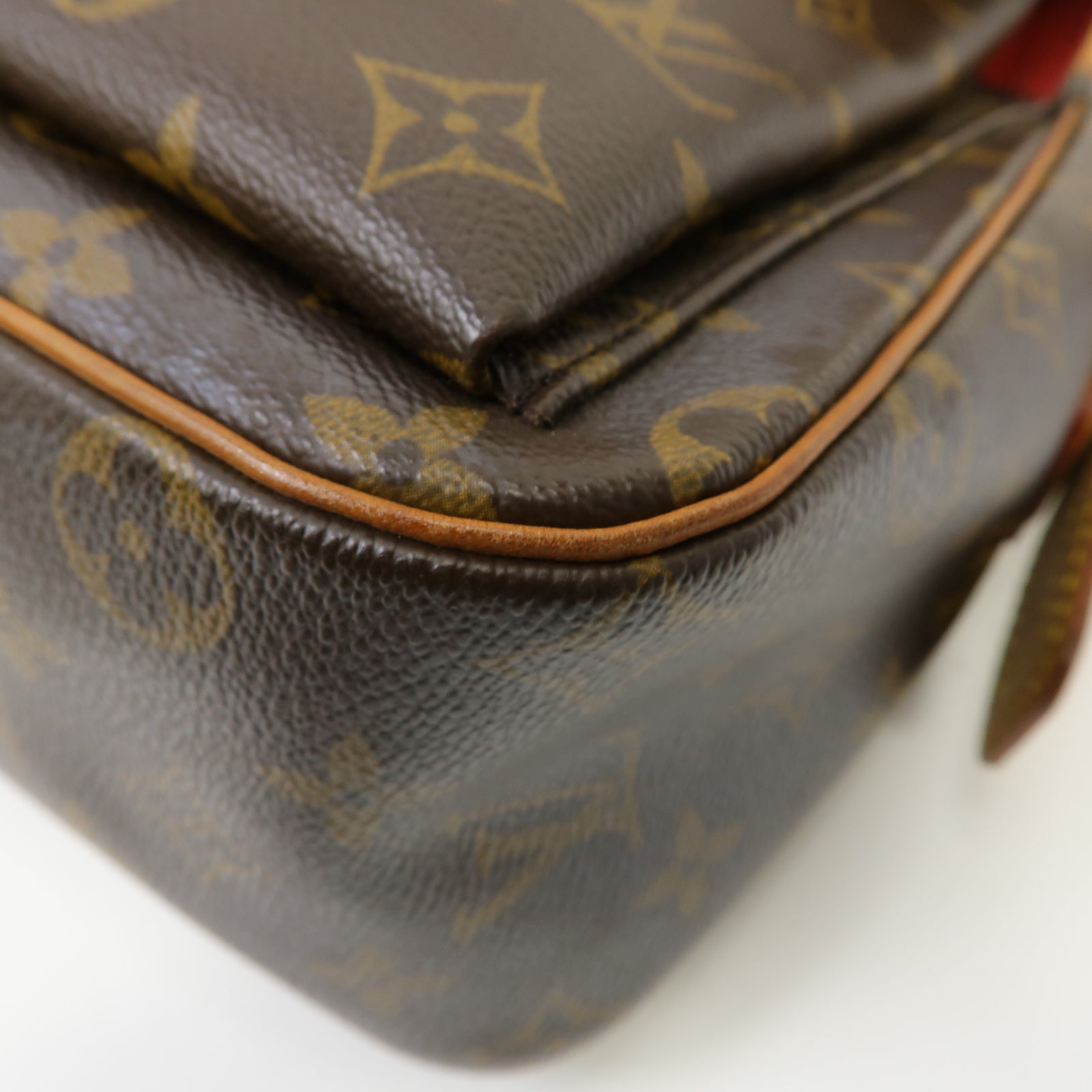 LOUIS VUITTON 【激減優惠】Monogram Viva Cite GM金扣肩背袋啡色