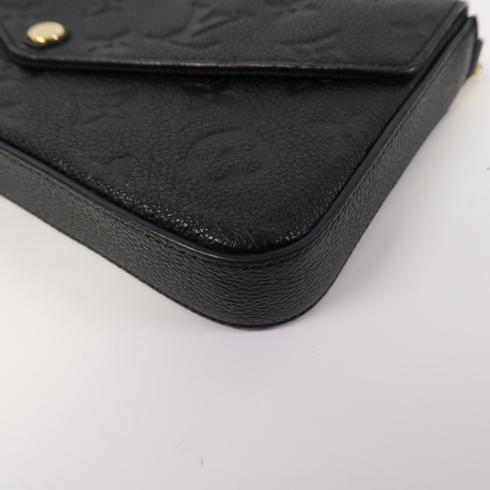 LOUIS VUITTON Monogram Empreinte Felicie Pochette金扣鏈帶肩背袋黑色