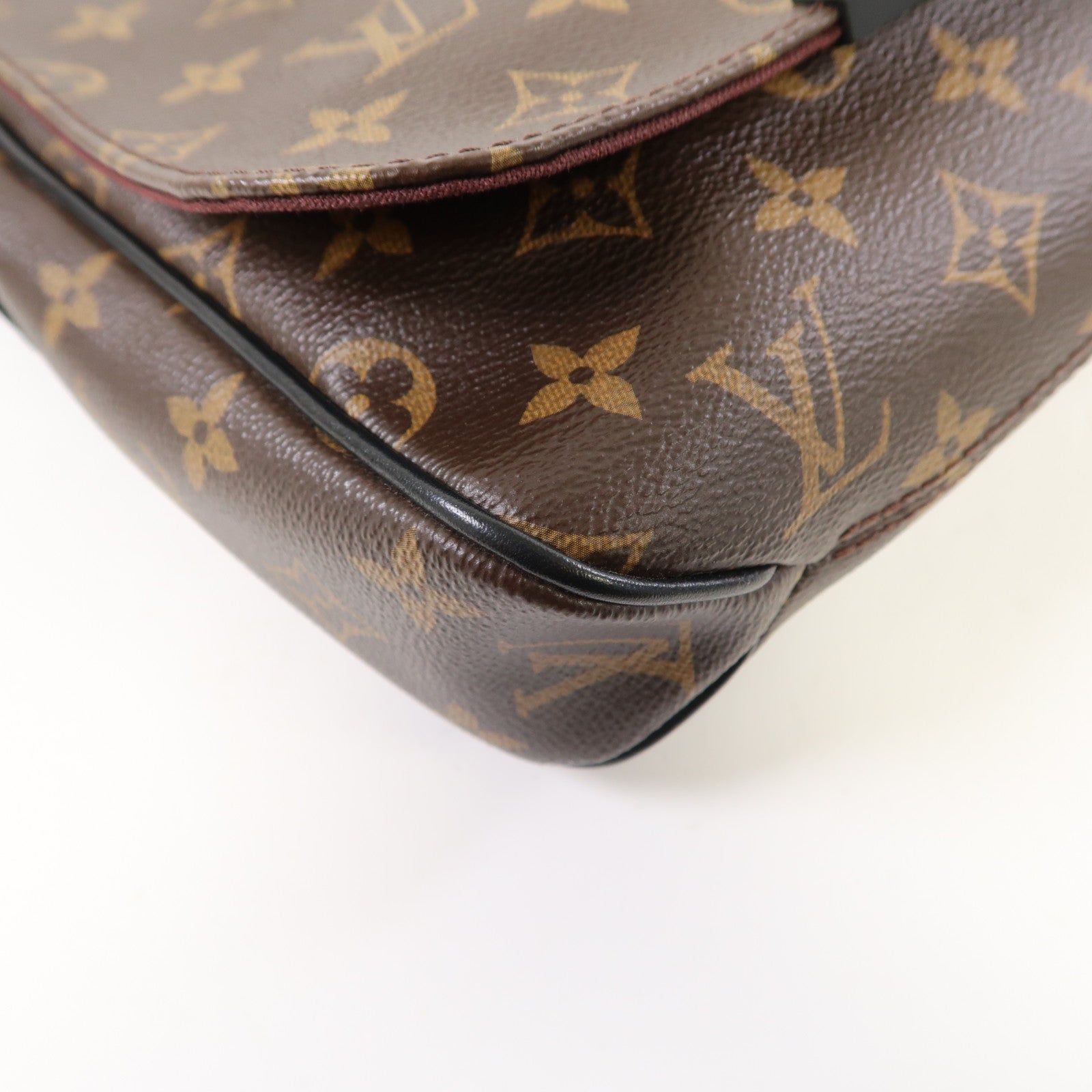 LOUIS VUITTON Monogram District PM銀扣肩背袋啡色