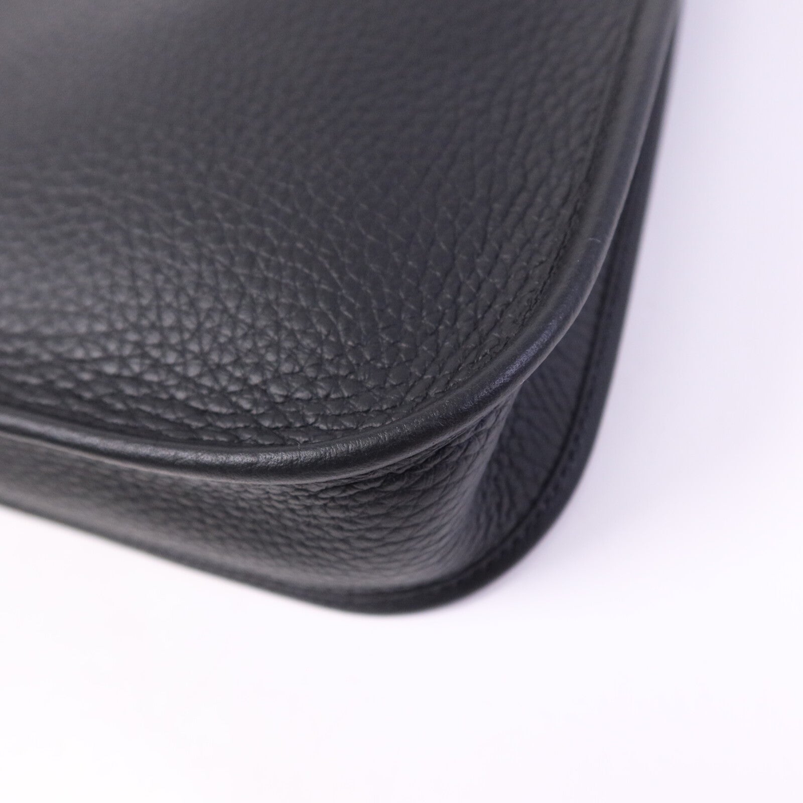 HERMES Clemence皮革Evelyne TPM金扣肩背袋Noir
