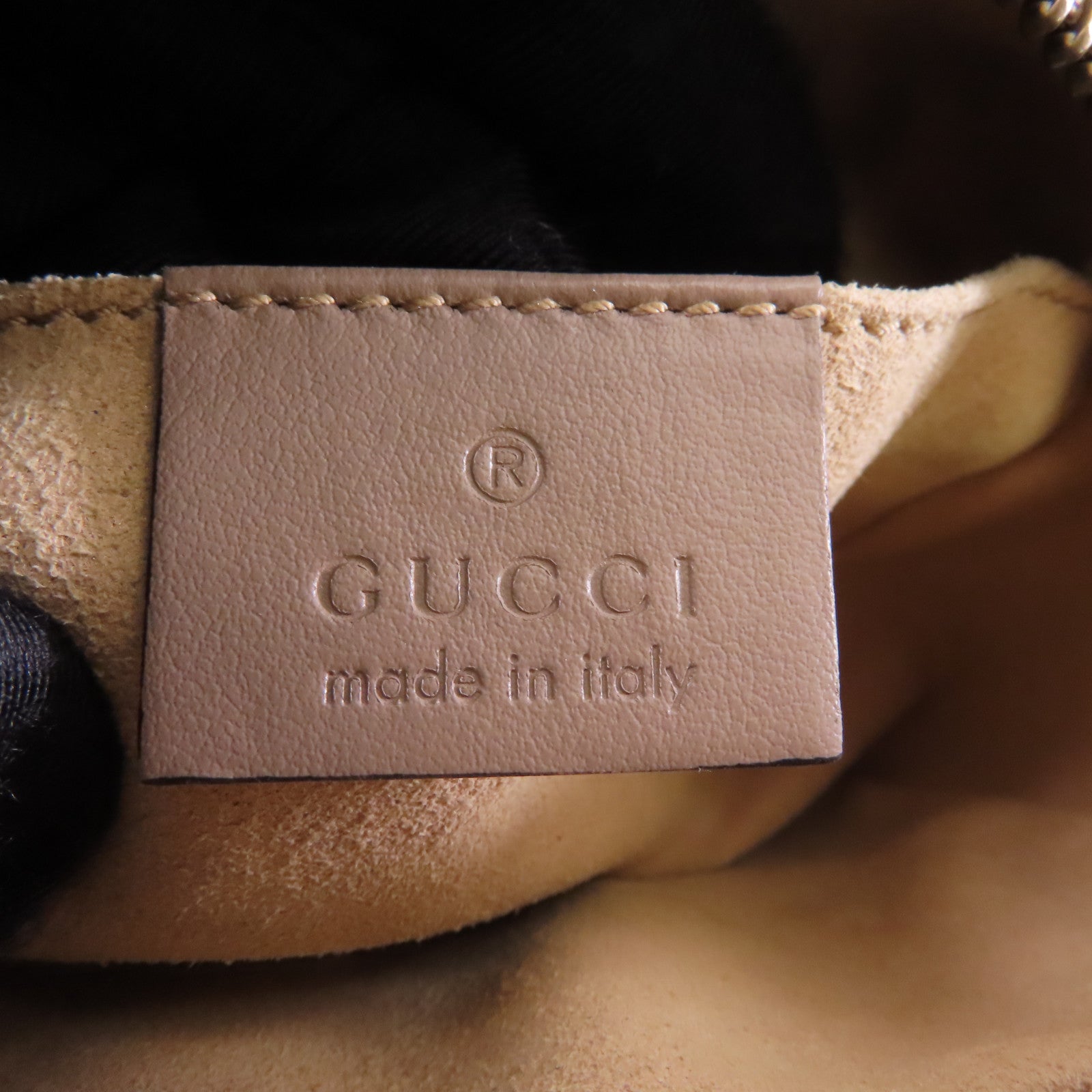 GUCCI 牛皮皮革GG Marmont金扣肩背袋杏色