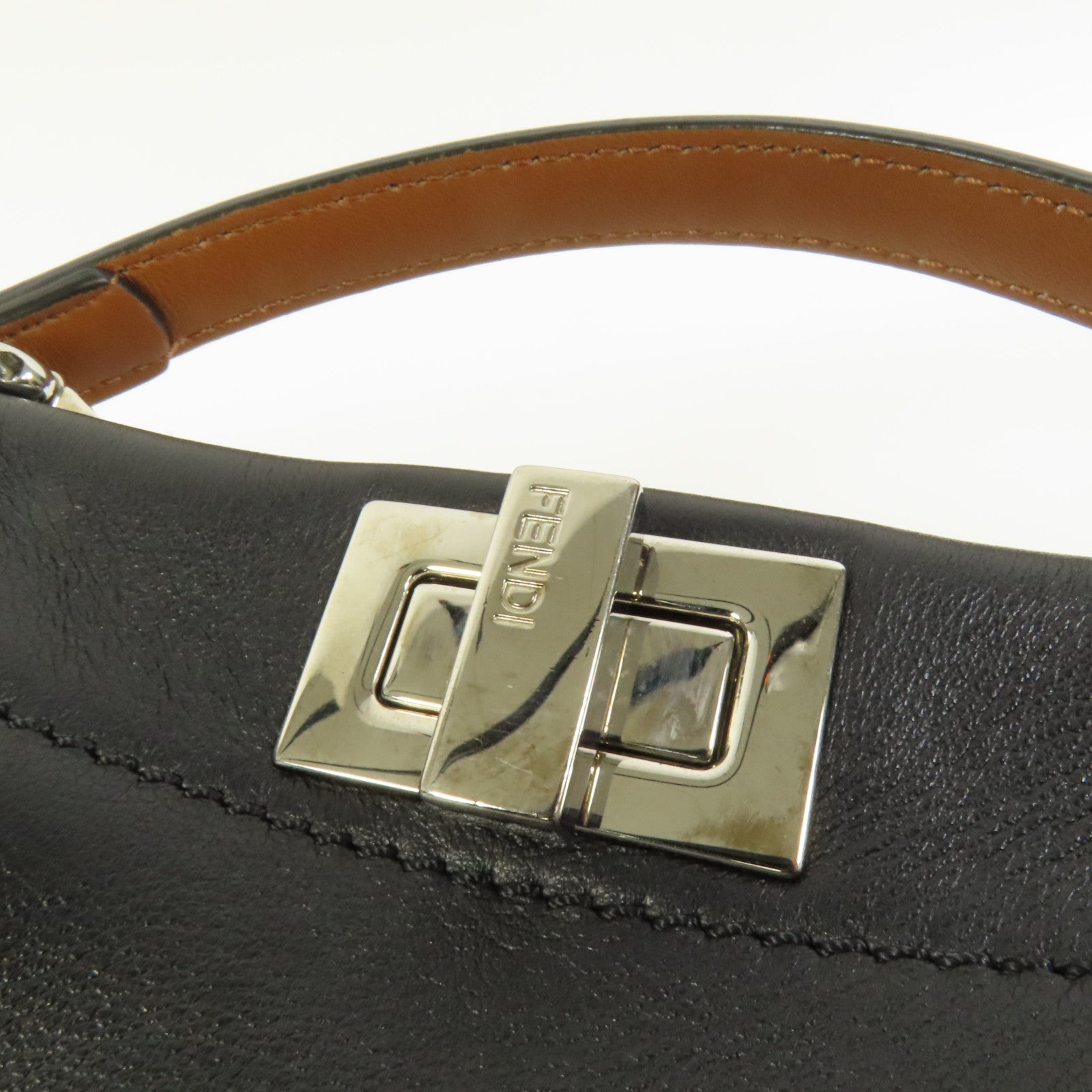 FENDI 牛皮皮革Mini Peekaboo銀扣手挽肩背兩用袋