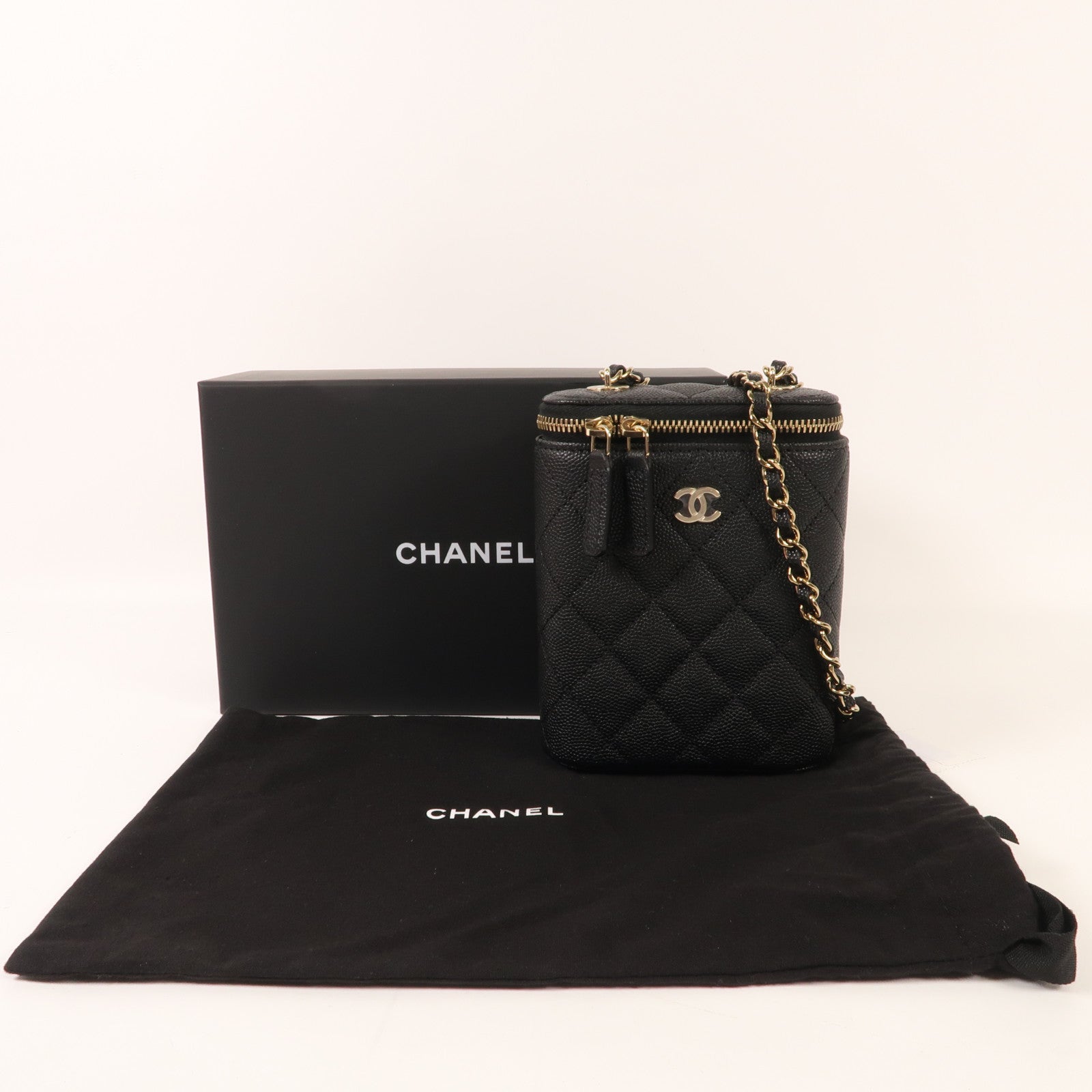 CHANEL 牛皮皮革Mini Gigarette Box金扣鏈帶肩背袋