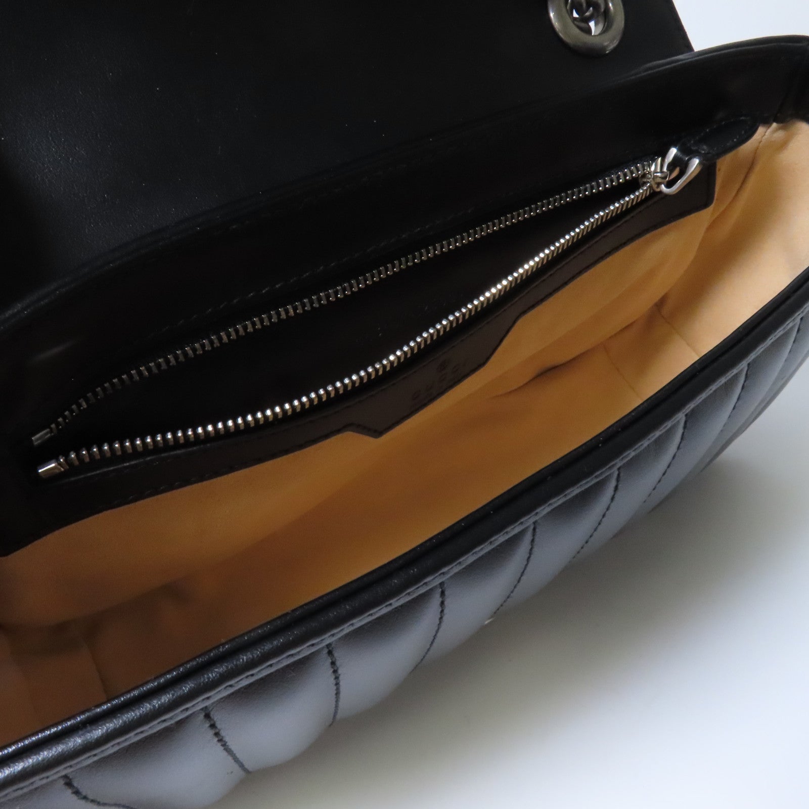 GUCCI 【激減優惠】牛皮皮革Shoulder Bag銀扣鏈帶肩背袋黑色