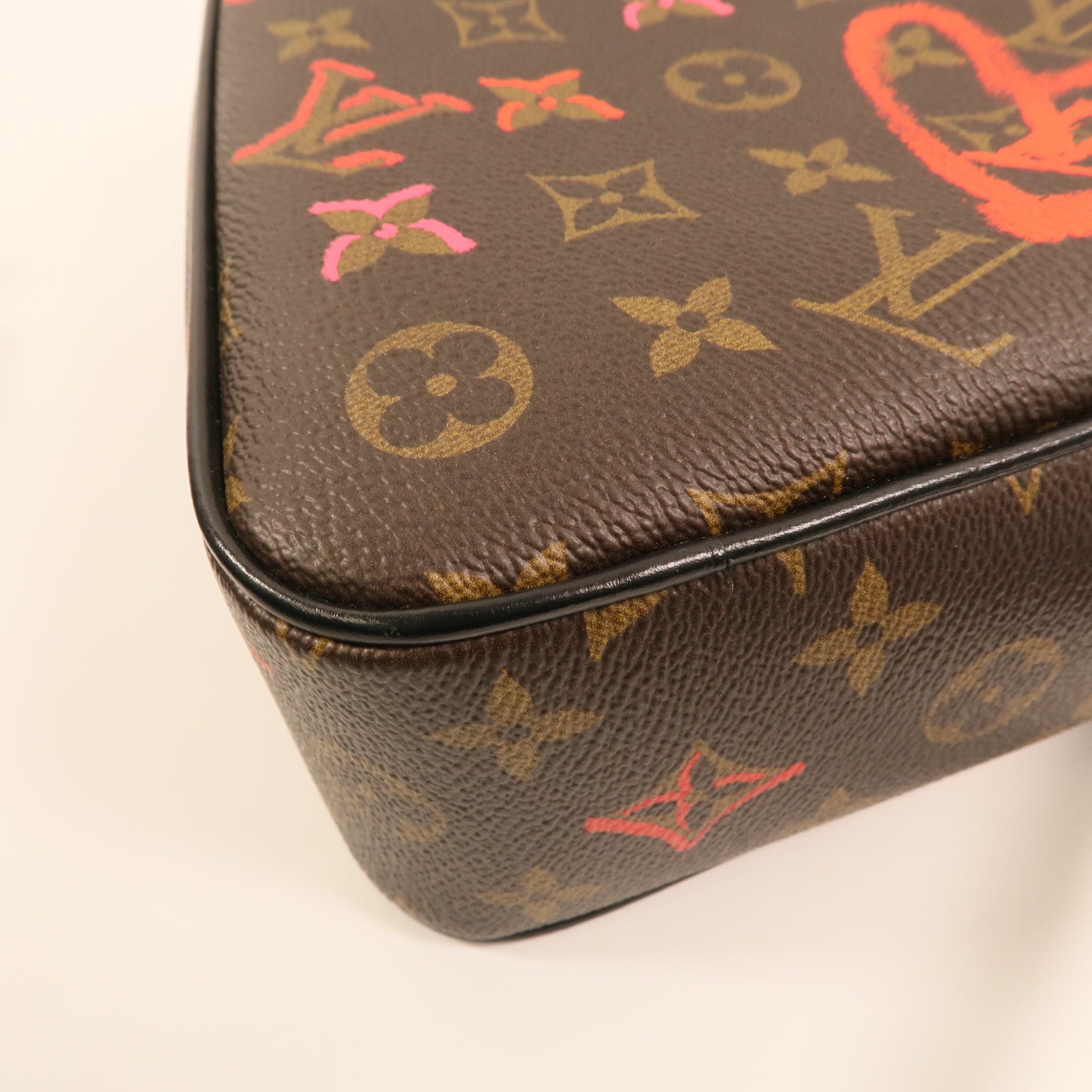 LOUIS VUITTON Monogram Sac Coeur Fall In Love金扣肩背袋棕色