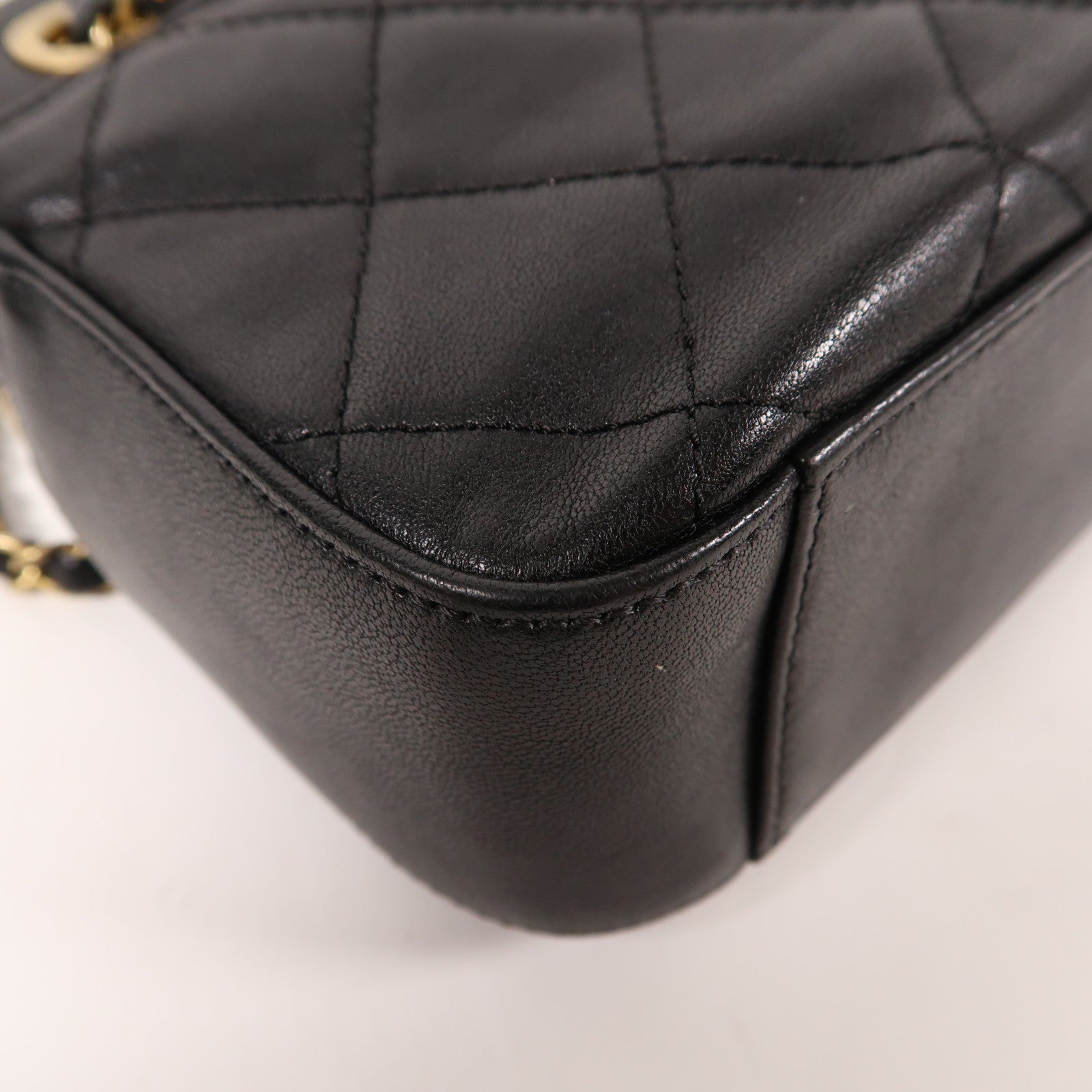 CHANEL 牛皮皮革Chanel 19 Camera金扣鏈帶肩背袋