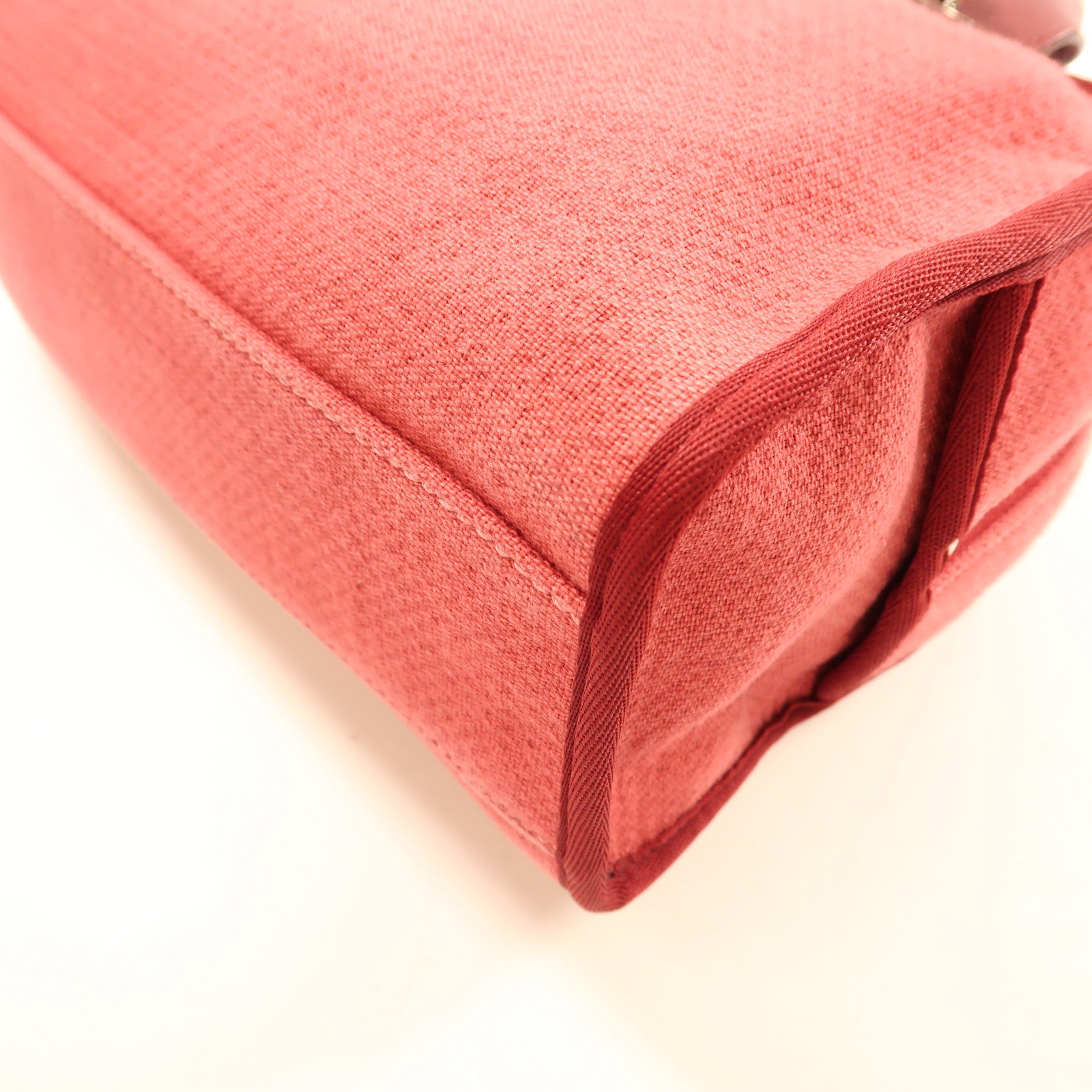 CHANEL 帆布Deauville Bowling Tote Bag銀扣手挽肩背兩用袋