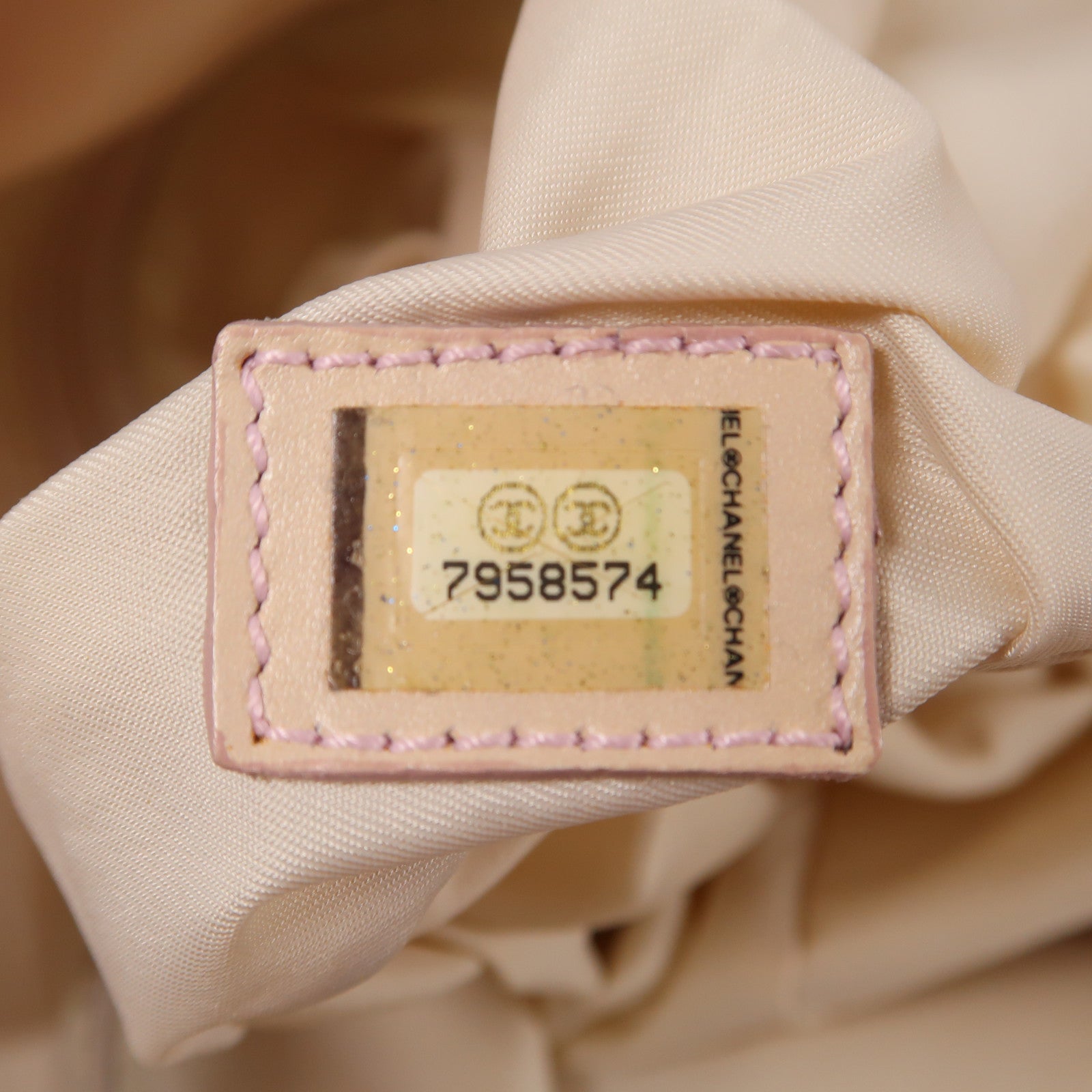 CHANEL 【激減優惠】尼龍New Travel Line Tote金扣手挽袋/肩背袋