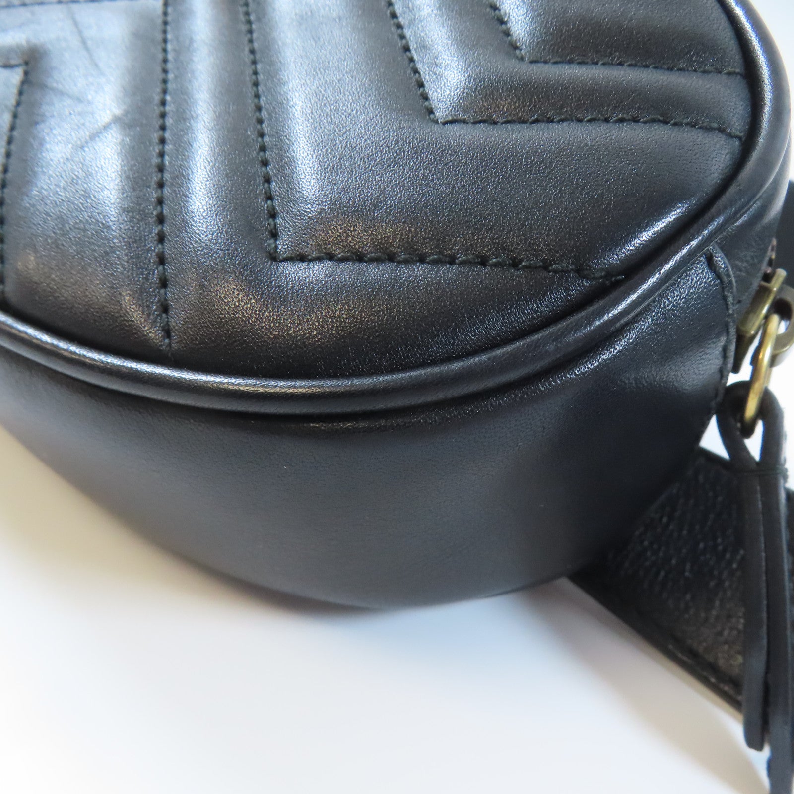 GUCCI 牛皮皮革GG Marmont Waist Bag金扣腰包黑色
