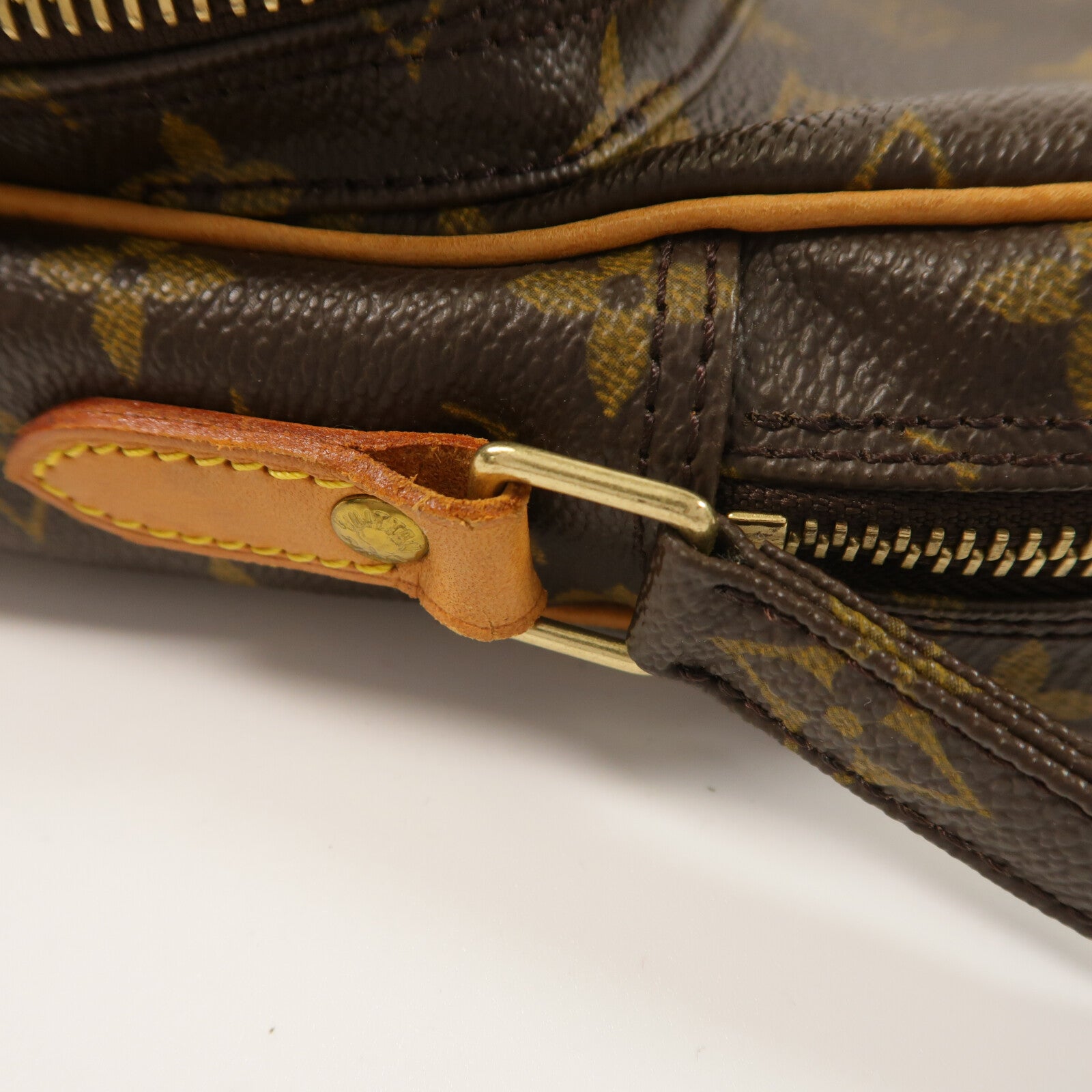 LOUIS VUITTON Monogram Amazon金扣肩背袋