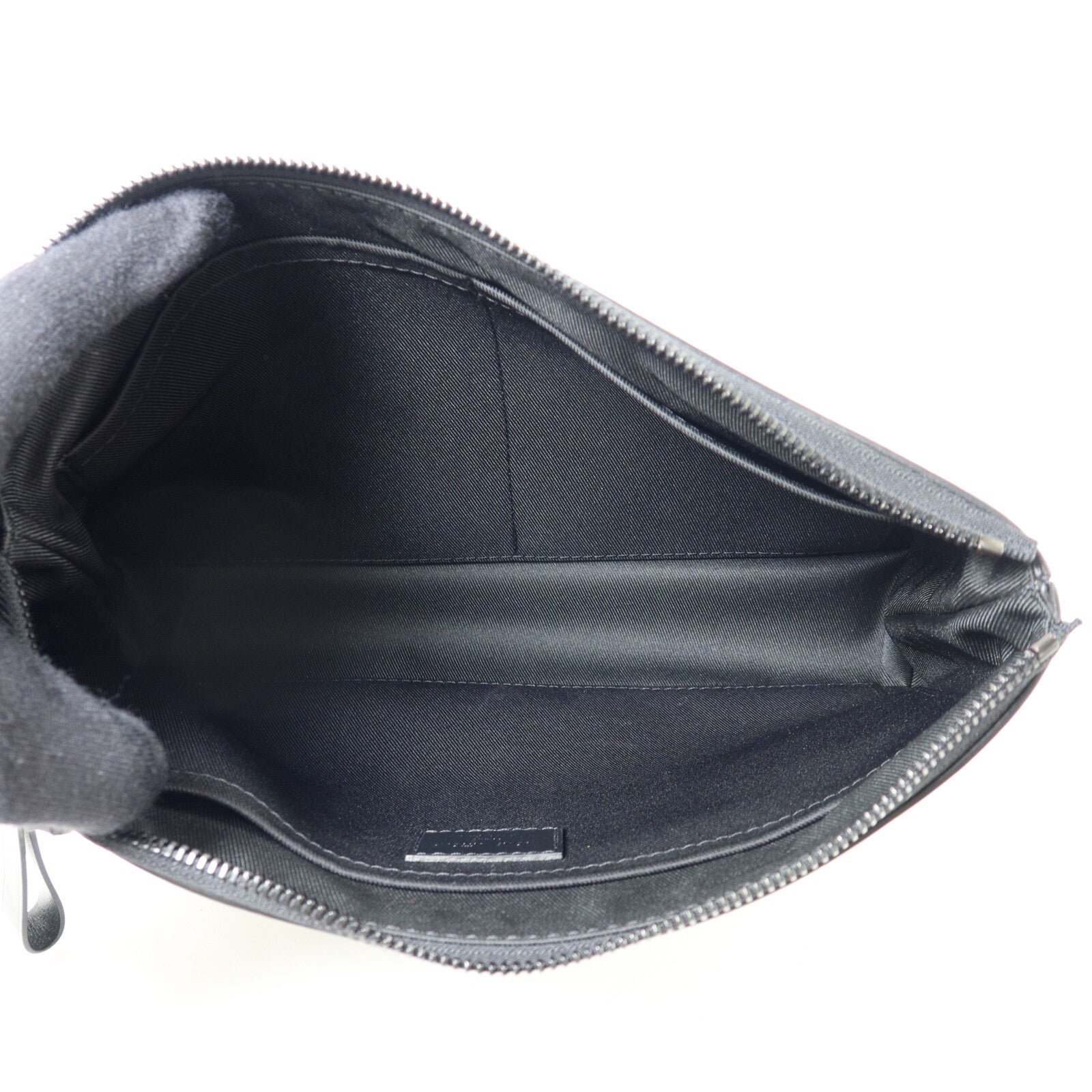 LOUIS VUITTON Monogram Eclipse Pochette Voyage Souple手拿包