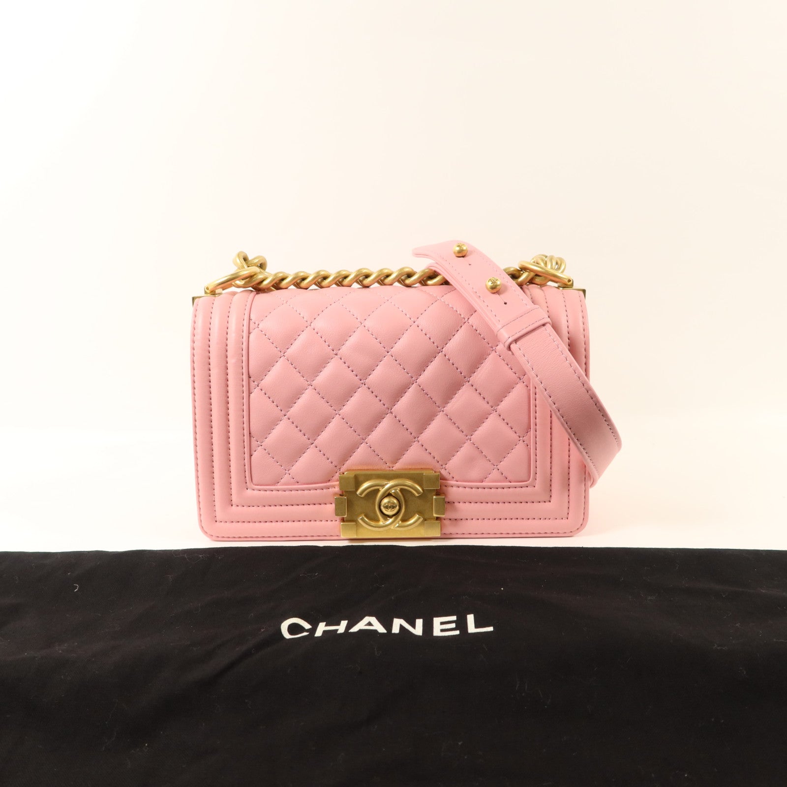 CHANEL 羊皮皮革Boy 20鏈帶肩背袋