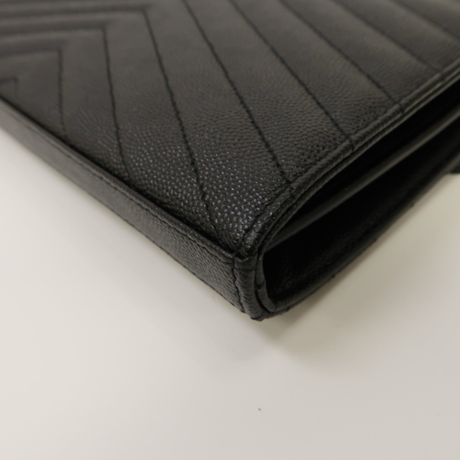 SAINT LAURENT 斜紋牛皮皮革Cassandre Chain Wallet銀扣鏈帶肩背袋黑色