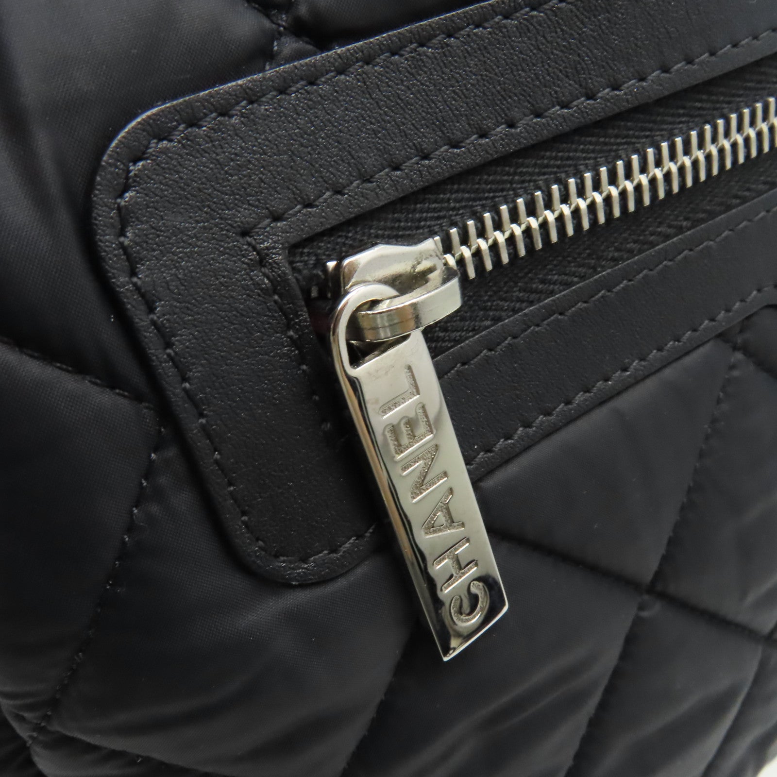 CHANEL 菱格尼龍Backpack銀扣背包黑色