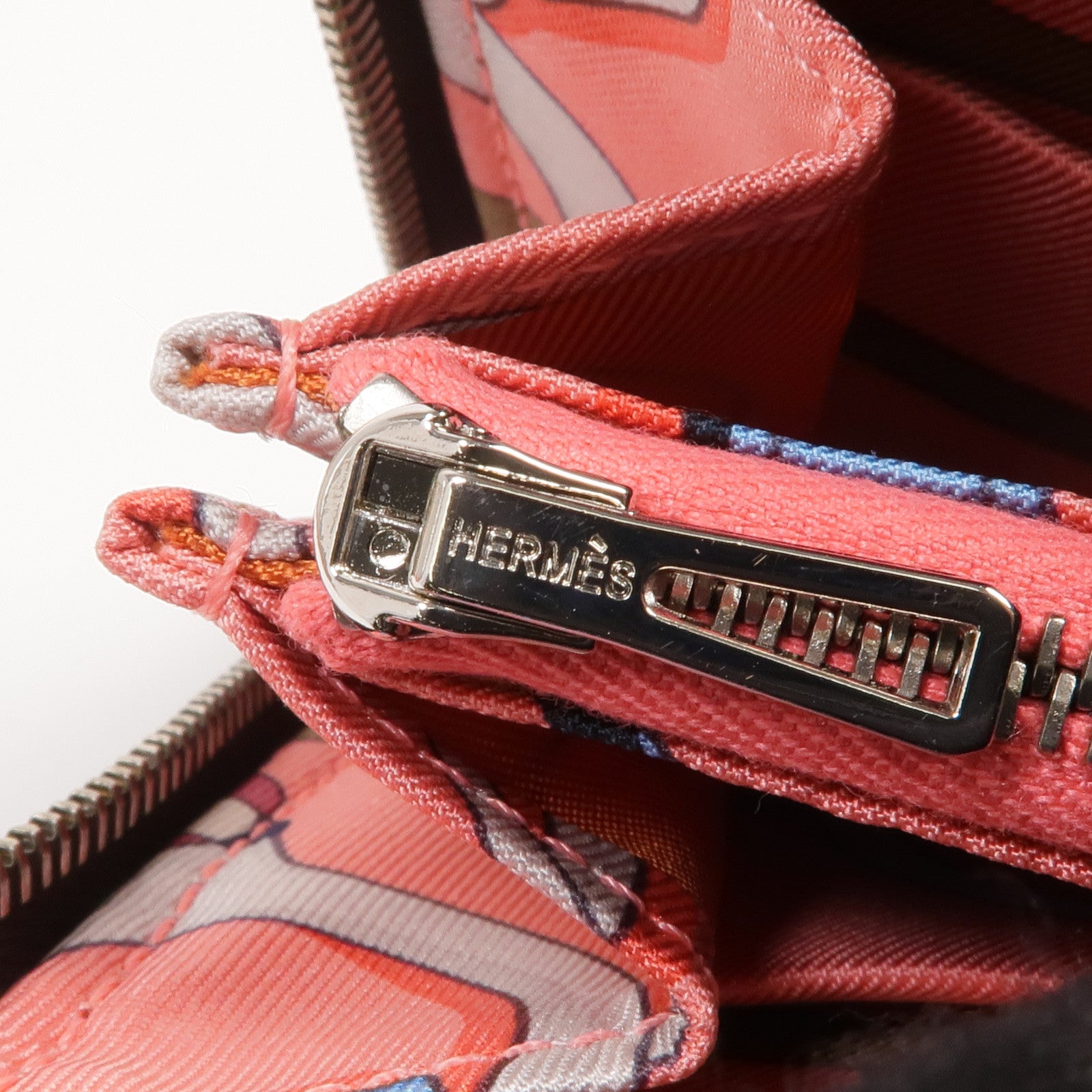 HERMES Epsom皮革Silk'In Compact Wallet銀扣錢包Cassis