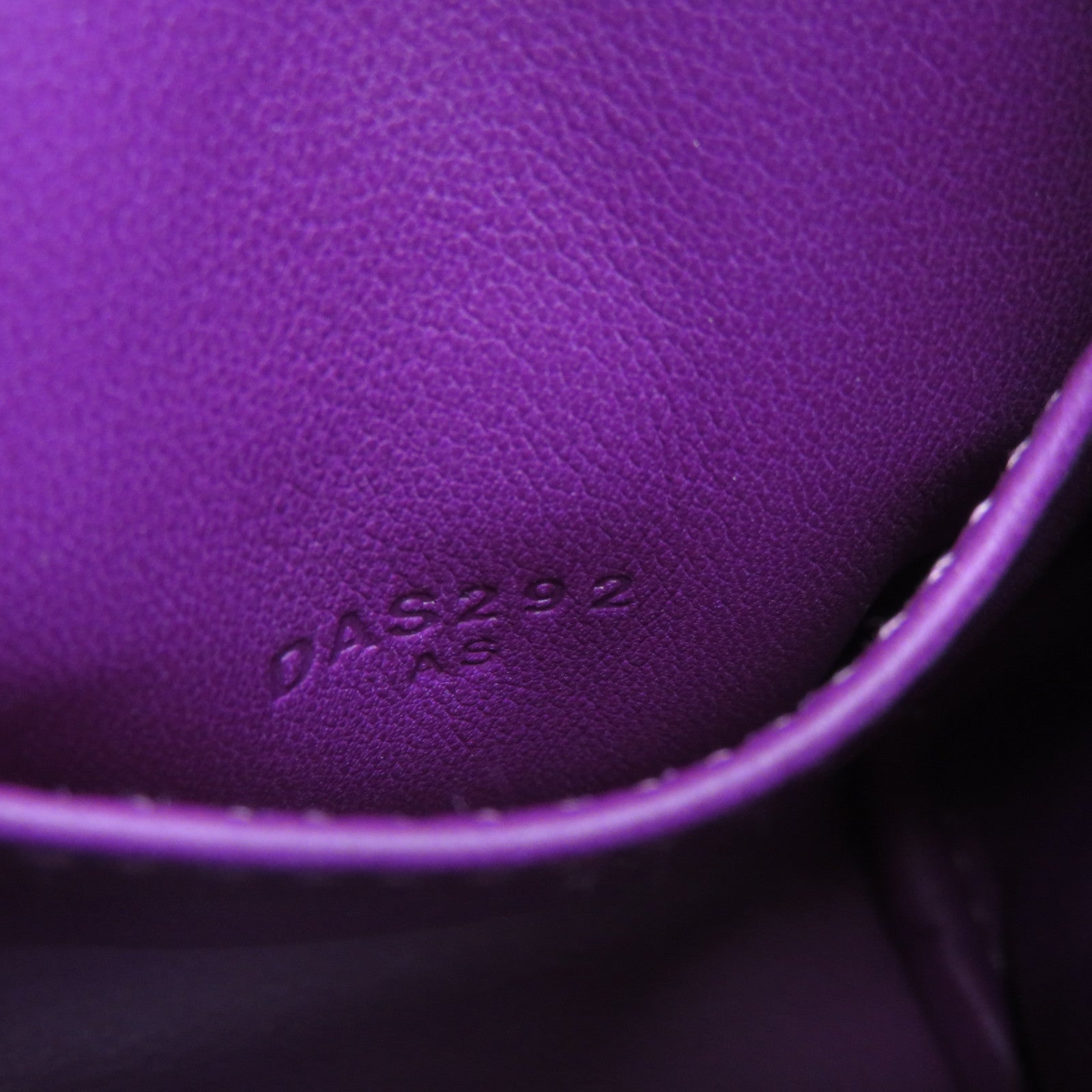 HERMES Swift皮革Mini Lindy金扣肩背袋紫色