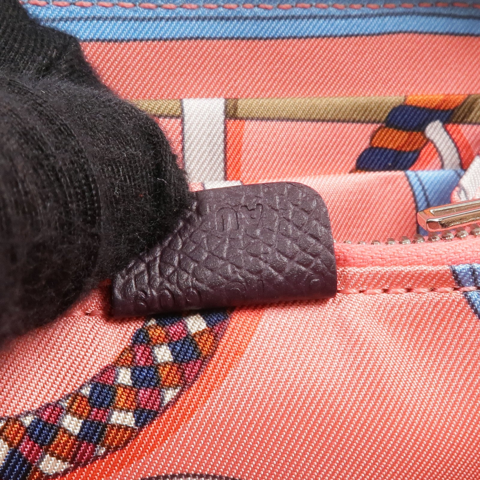 HERMES Epsom皮革Silk'In Compact Wallet銀扣錢包Cassis