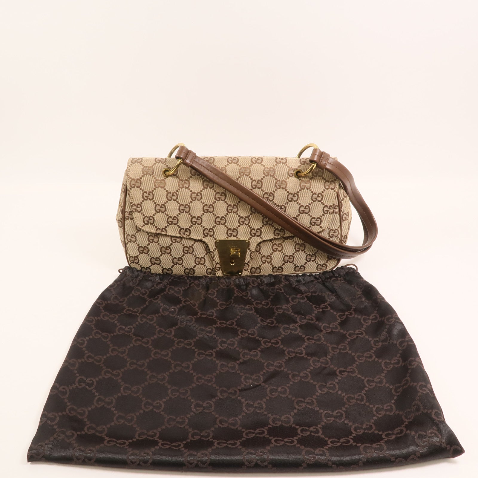 GUCCI 帆布Vintage Bag金扣肩背袋