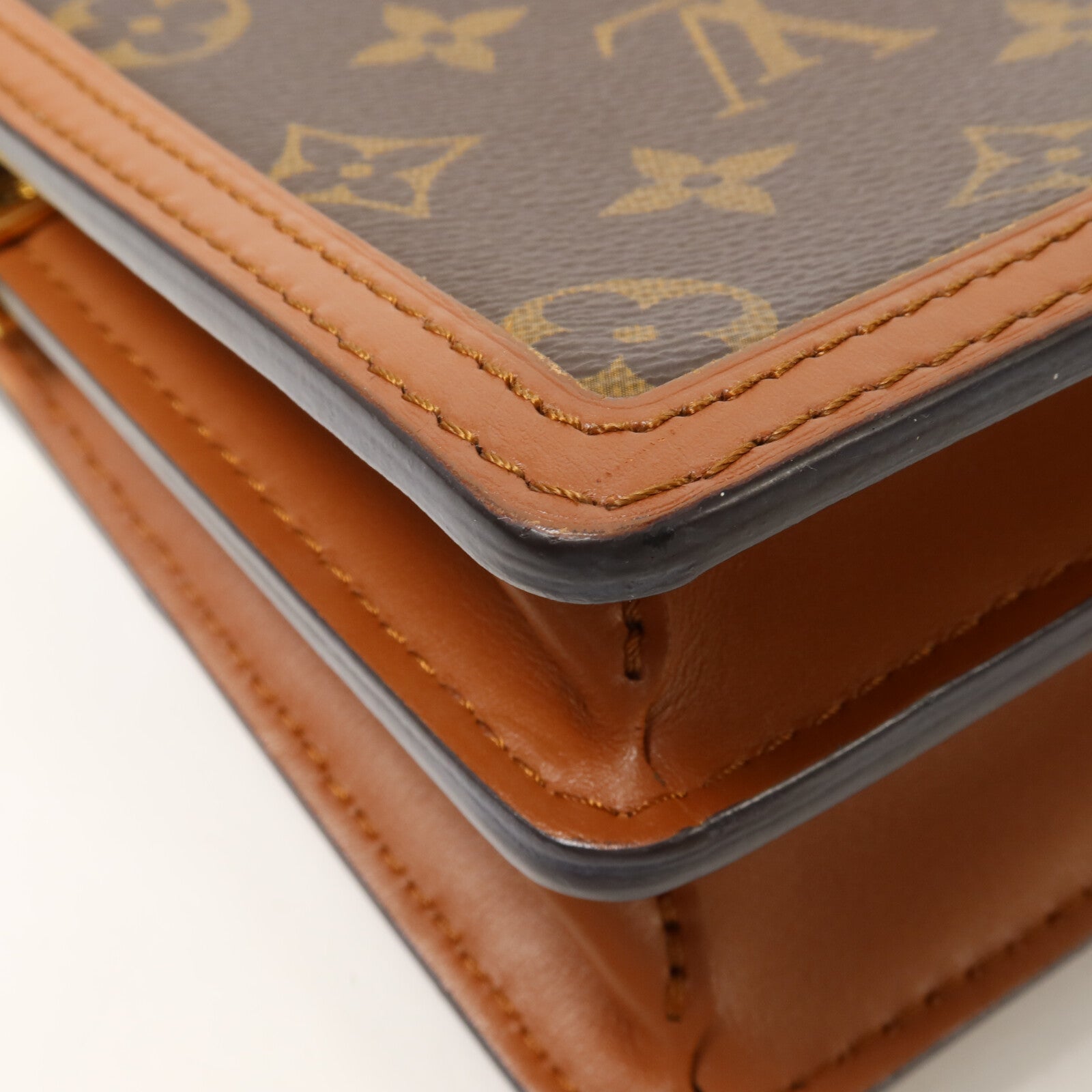 LOUIS VUITTON Monogram Reverse Mini Dauphine肩背袋