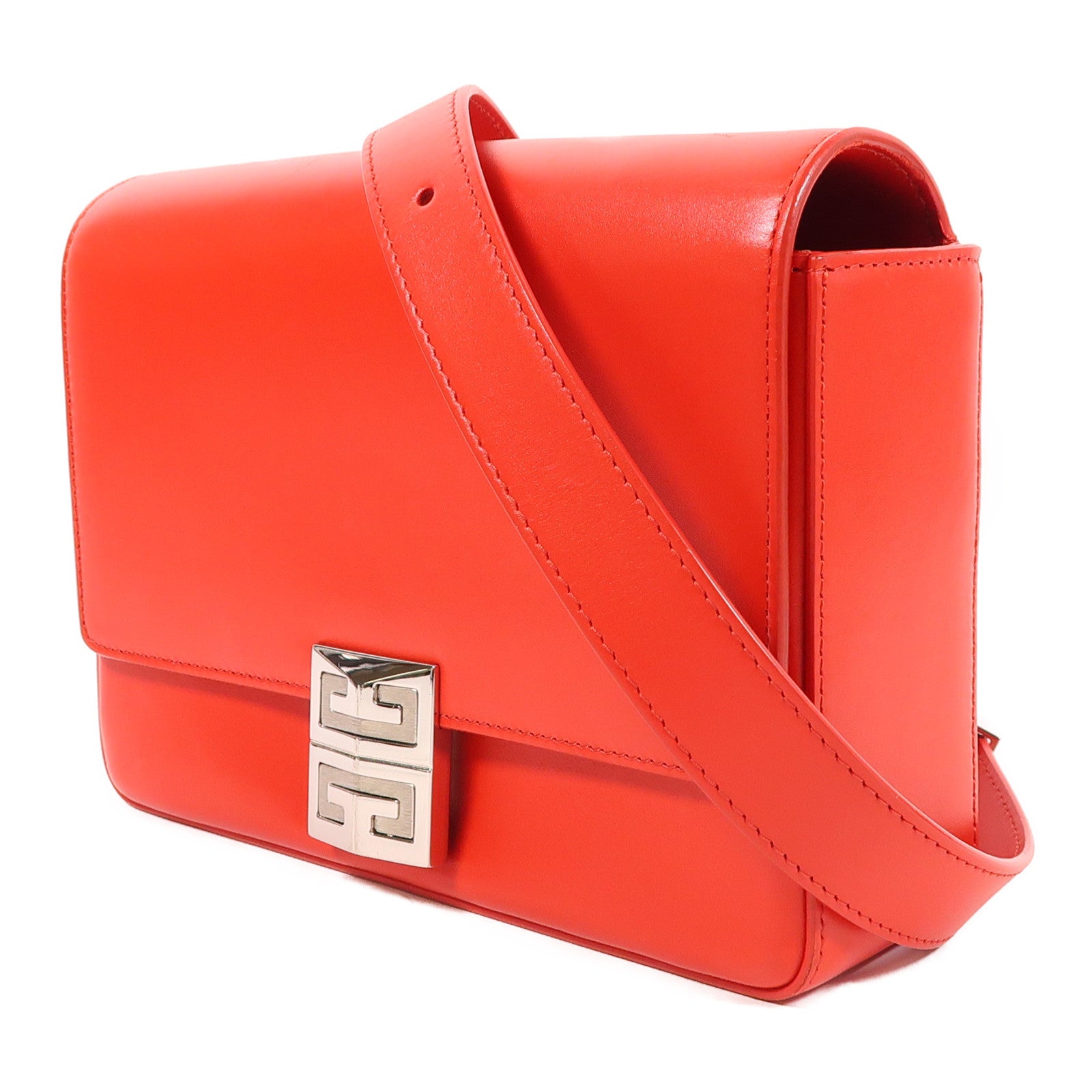 GIVENCHY 牛皮皮革Shoulder Bag銀扣肩背袋