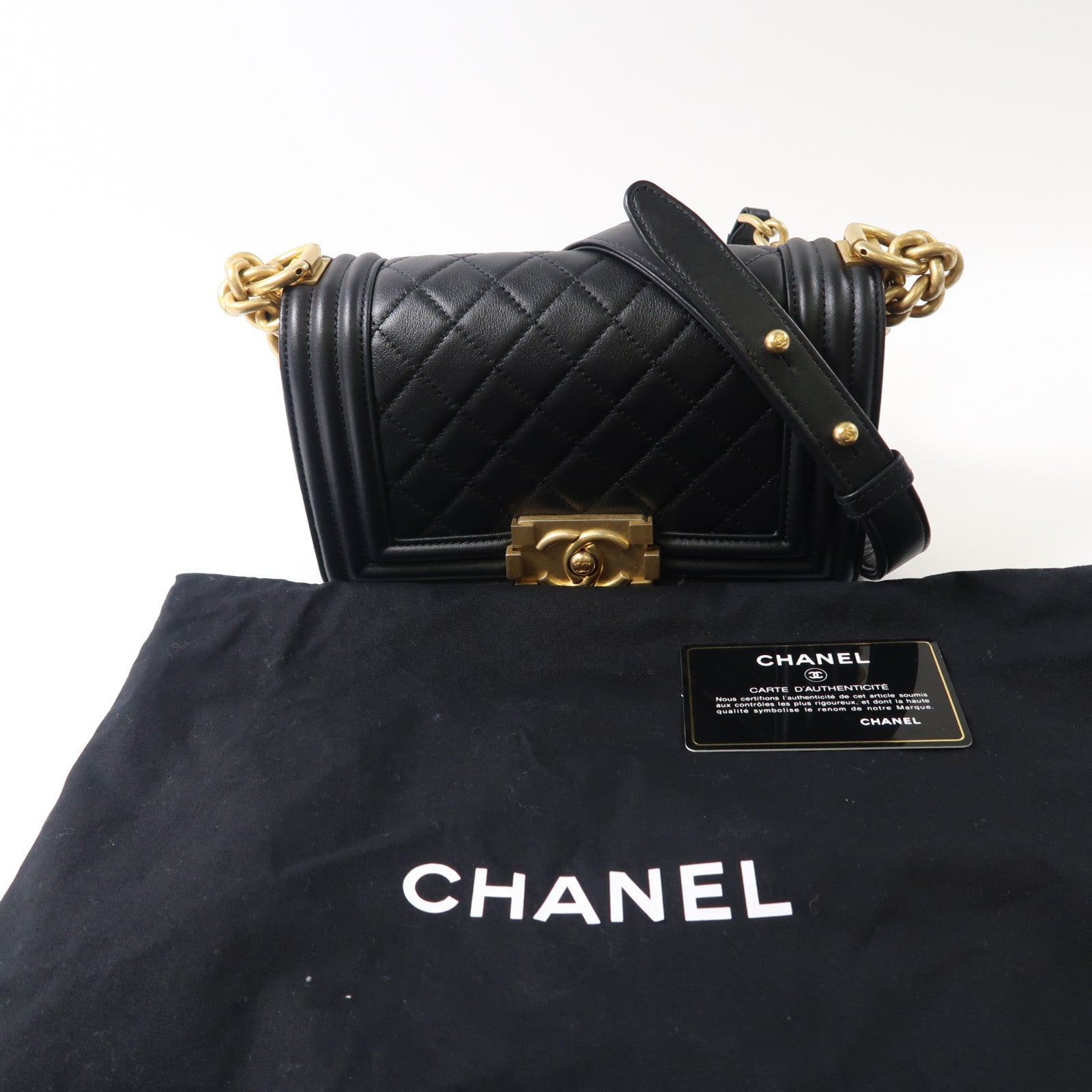 CHANEL 羊皮皮革Boy Chanel 20金扣肩背袋黑色