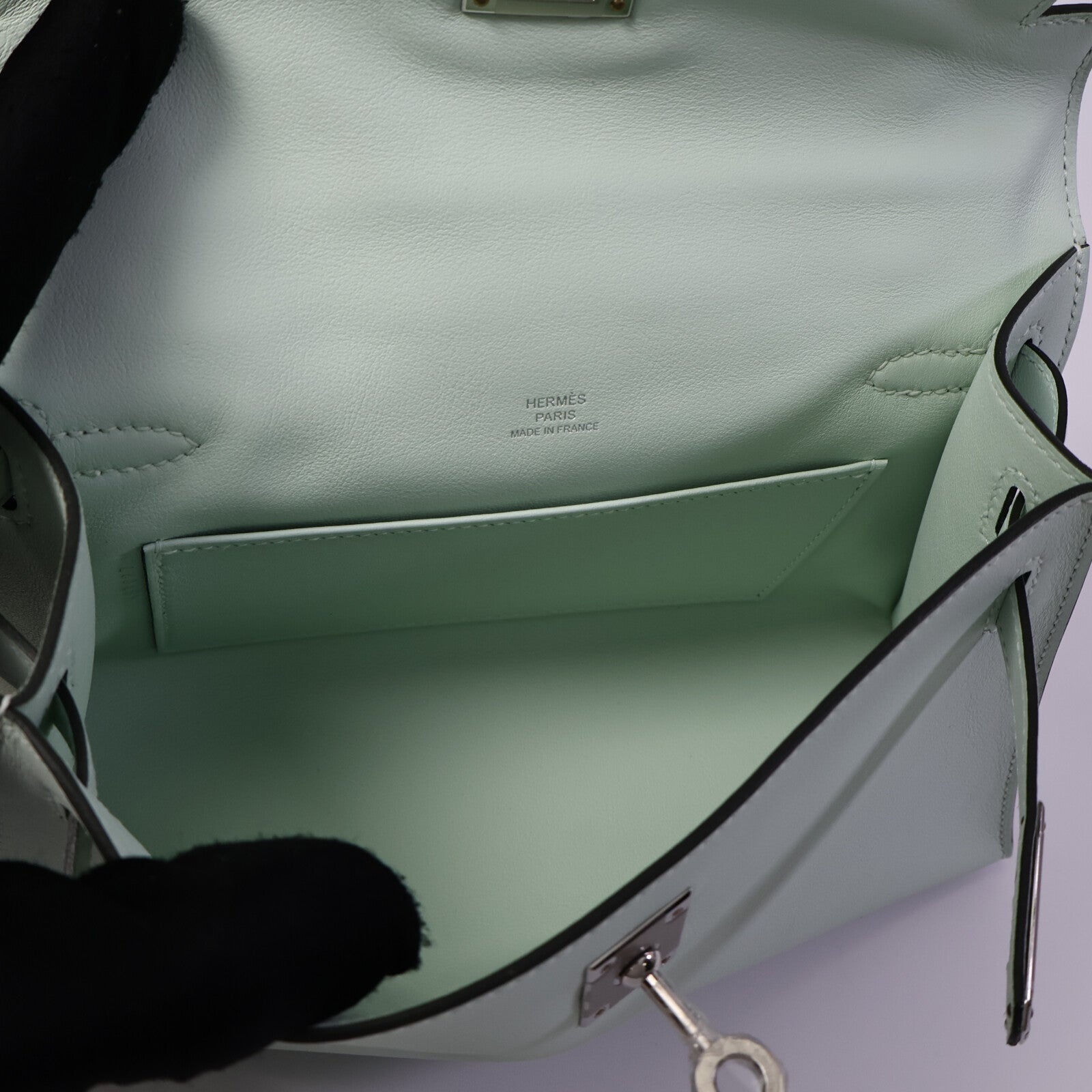 HERMES Swift皮革Kelly Pochette手挽袋Vert Fizz