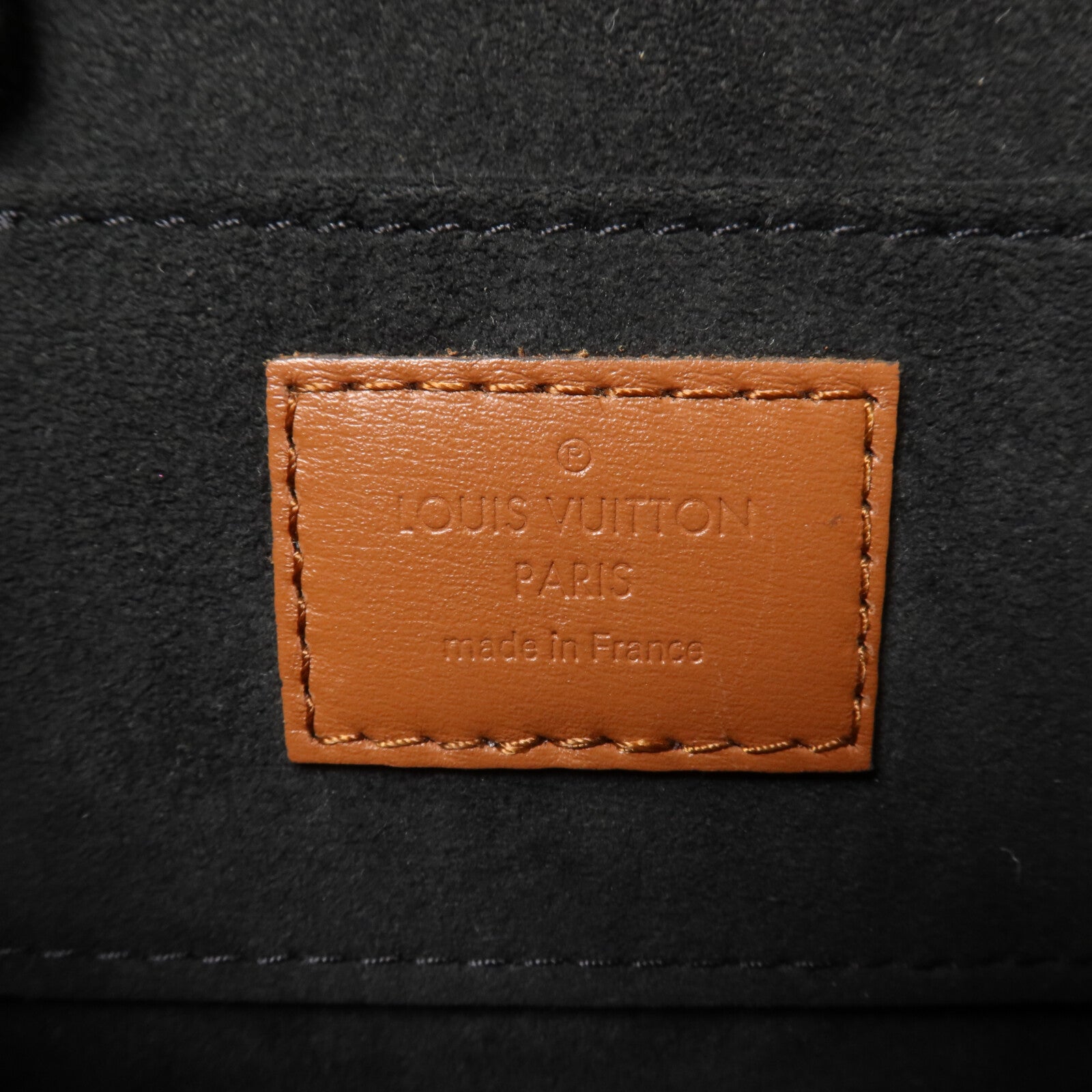 LOUIS VUITTON Monogram Reverse Mini Dauphine肩背袋