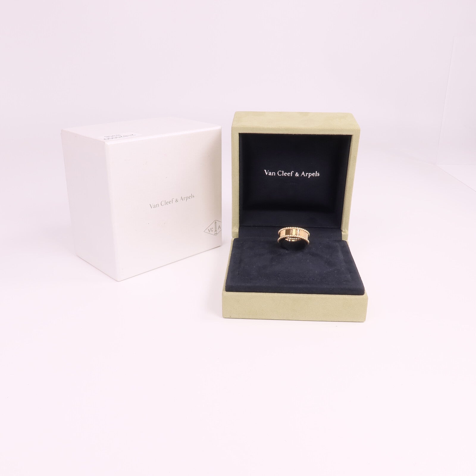 Van Cleef & Arpels 18K玫瑰金Perlee Signature戒指