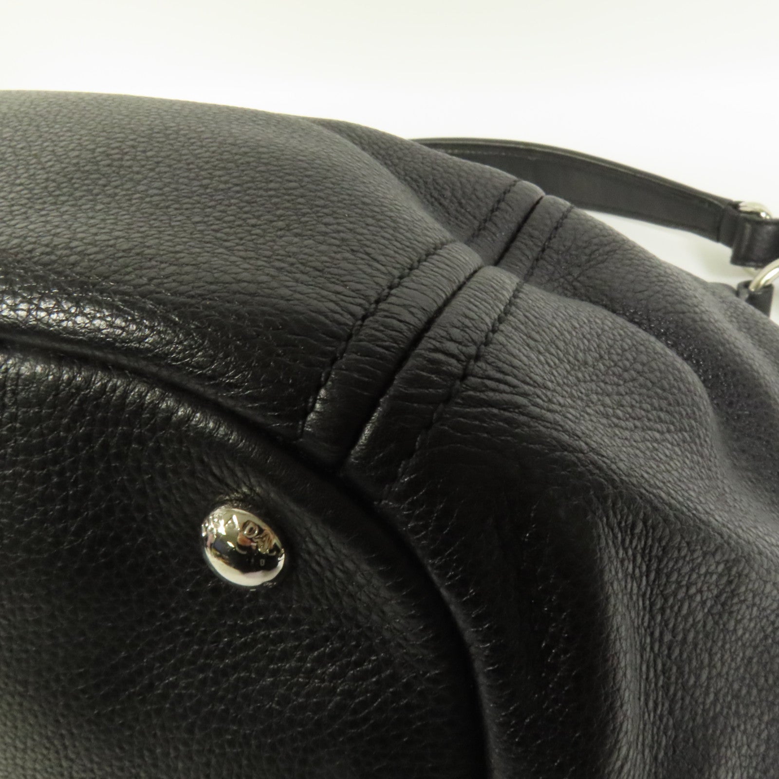 PRADA 牛皮皮革Shoulder Bag銀扣肩背袋