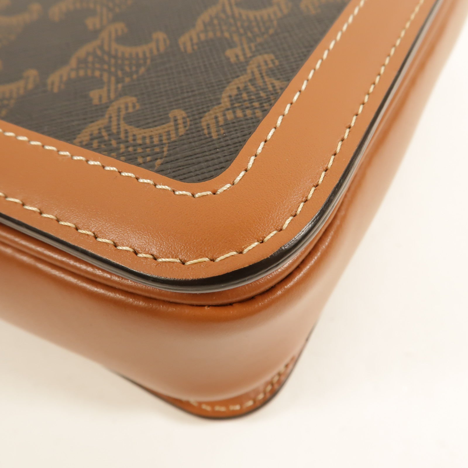 CELINE 塗層帆布Classique Triomphe Teen肩背袋
